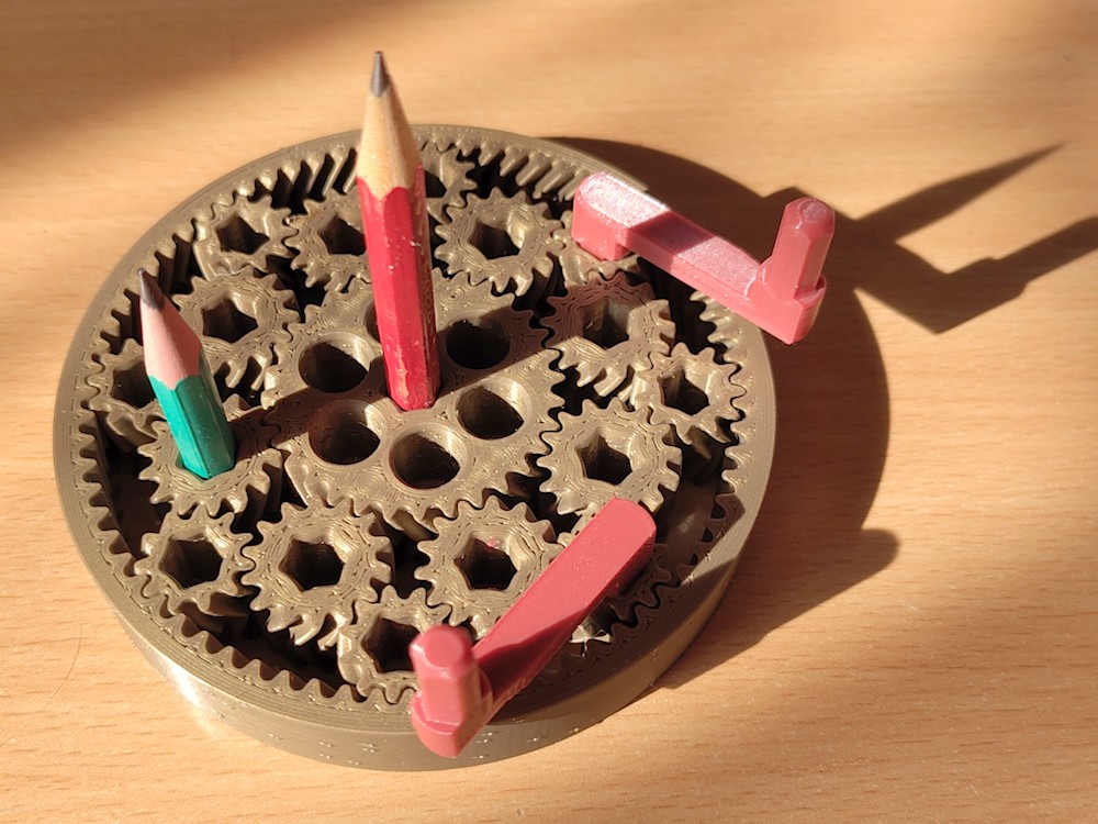 The Counterintuitive Gear fidget MkII - photo 2