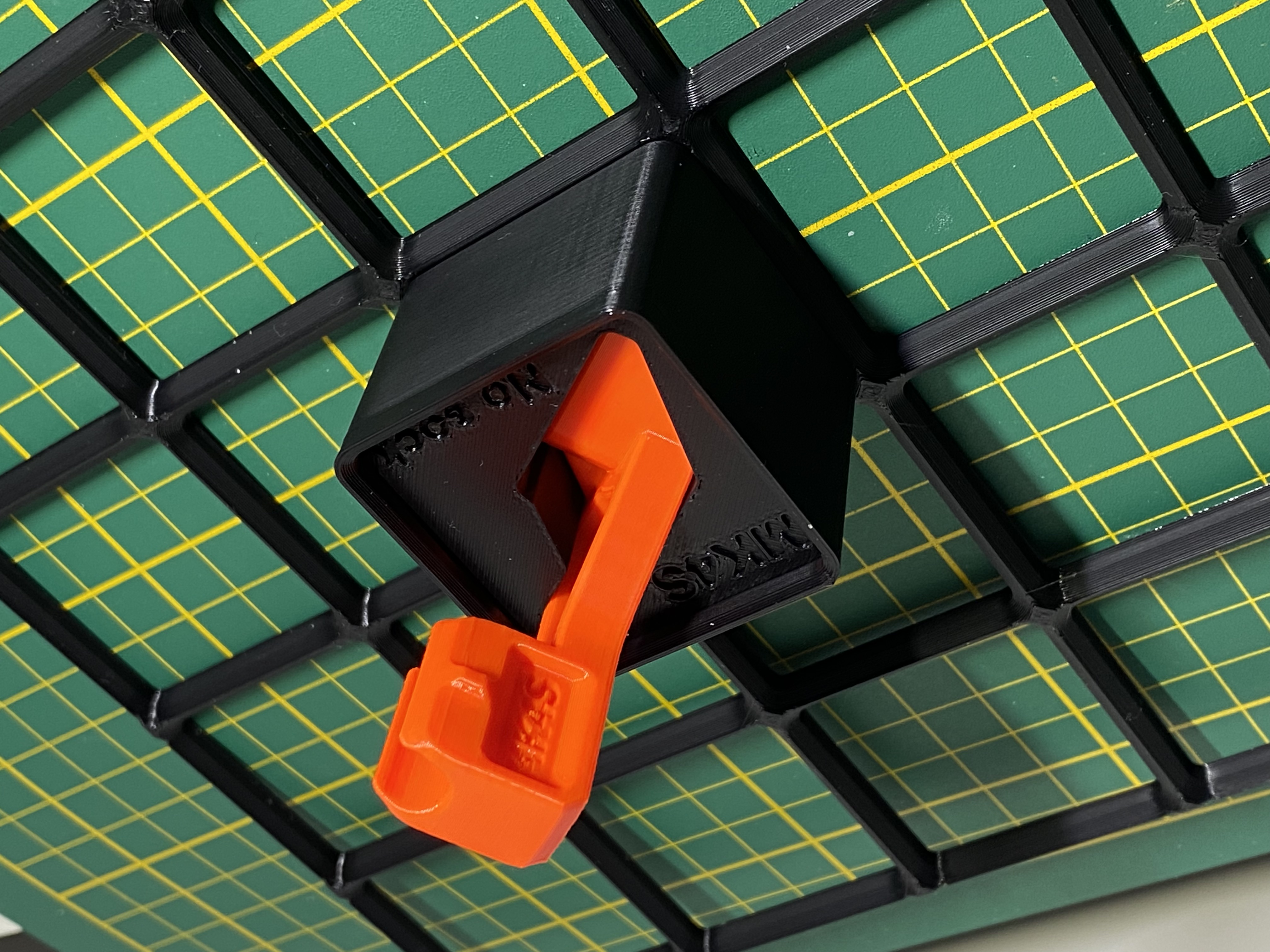 Gridfinity bin for MK4S nozzle replacement tool (silicone sock/no silicone sock) - photo 4