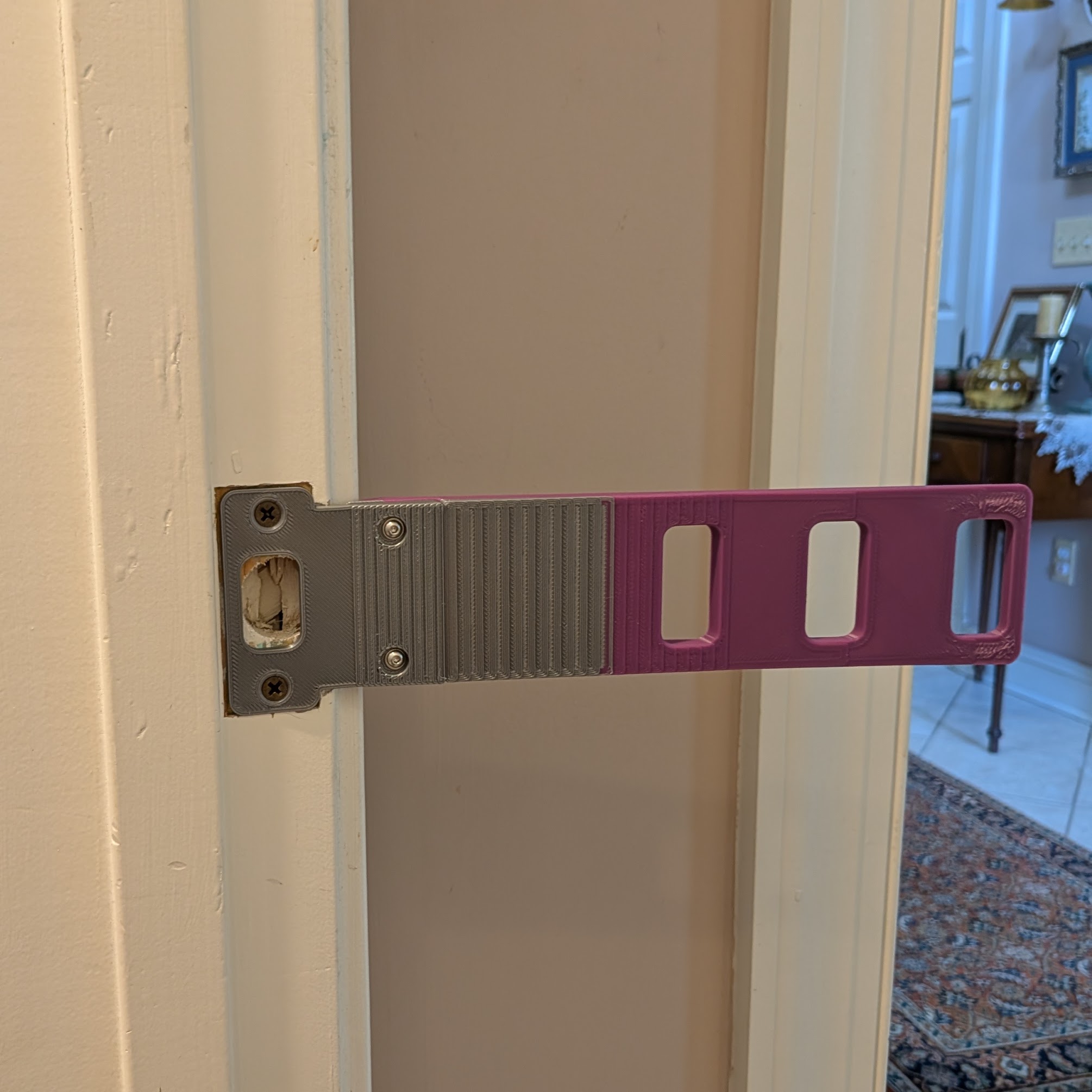 Cat Door Latch rev 2 - 2.75 inch plate