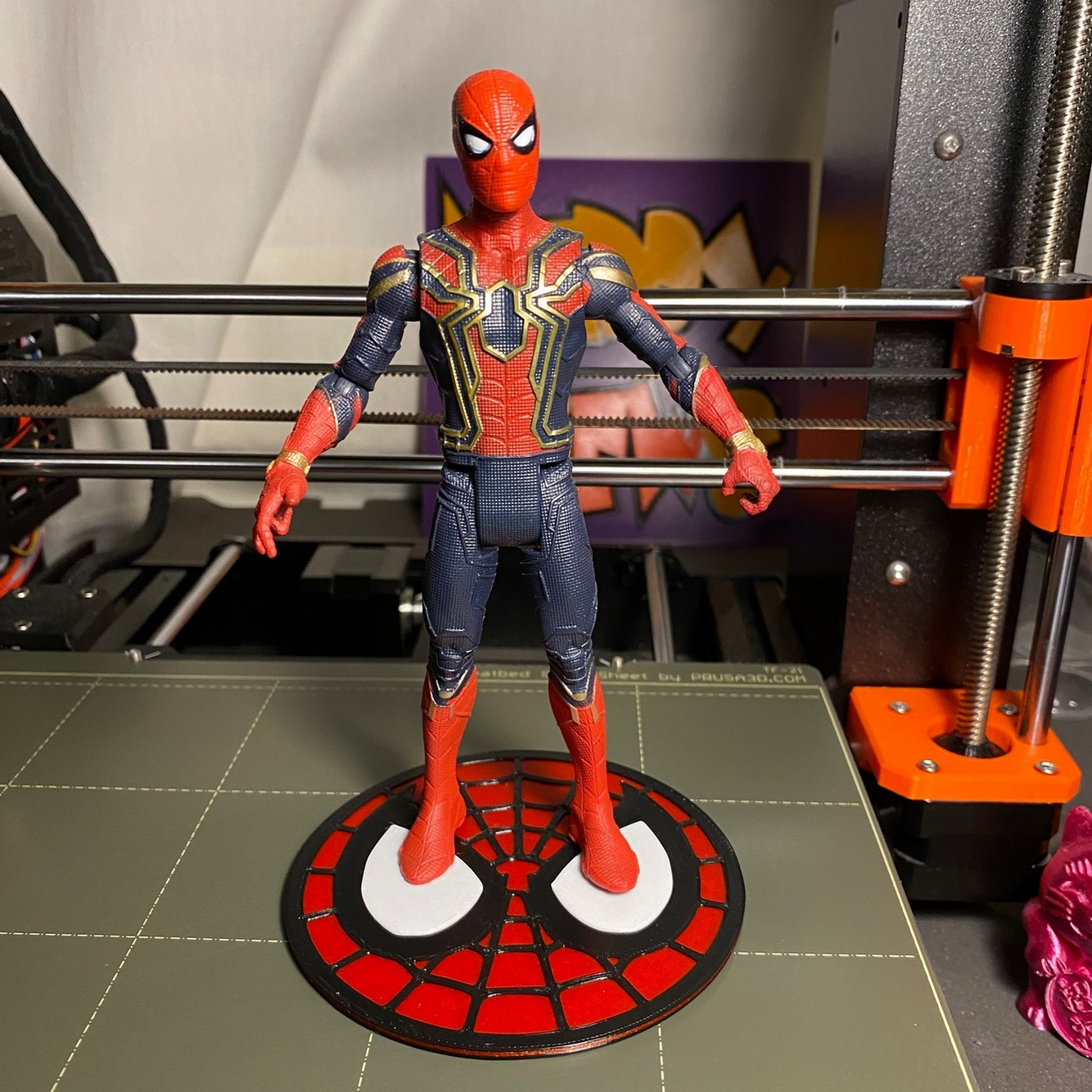 Spider-Man Coaster and Keychain - photo 3