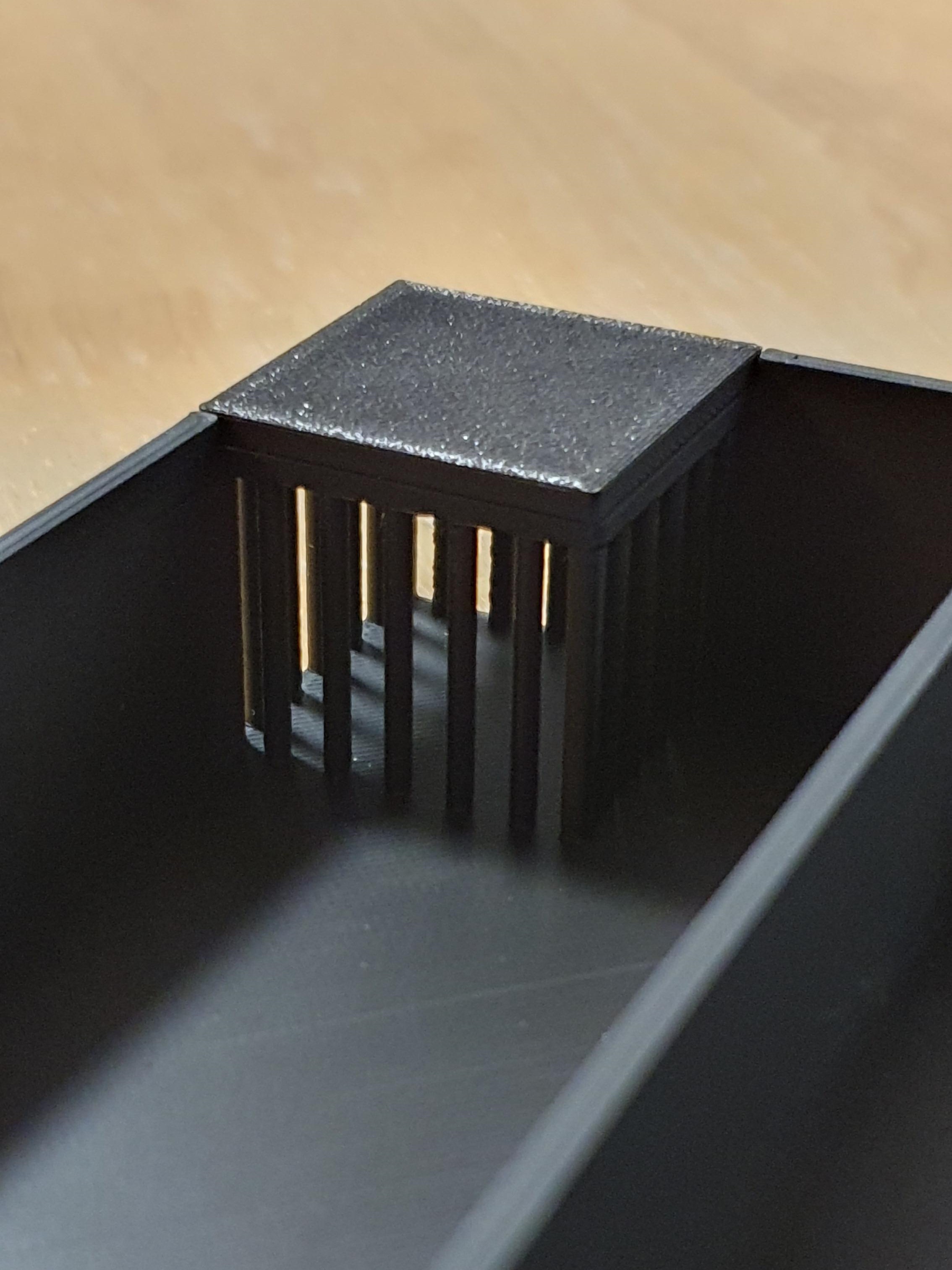 Tray 'Redemption' - with built-in dice jail - photo 4