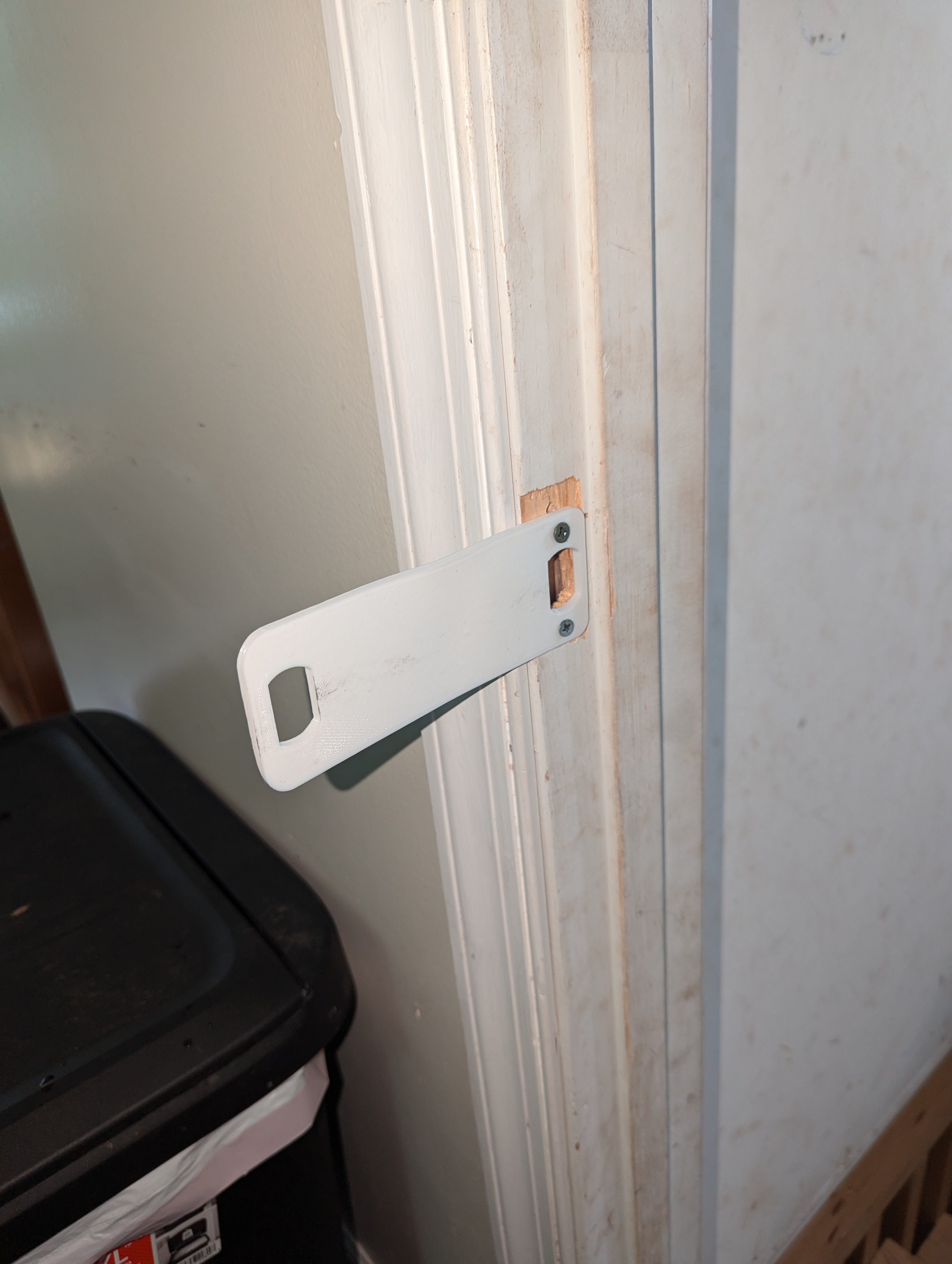 Door Holder for Cats and Small Pets - photo 2