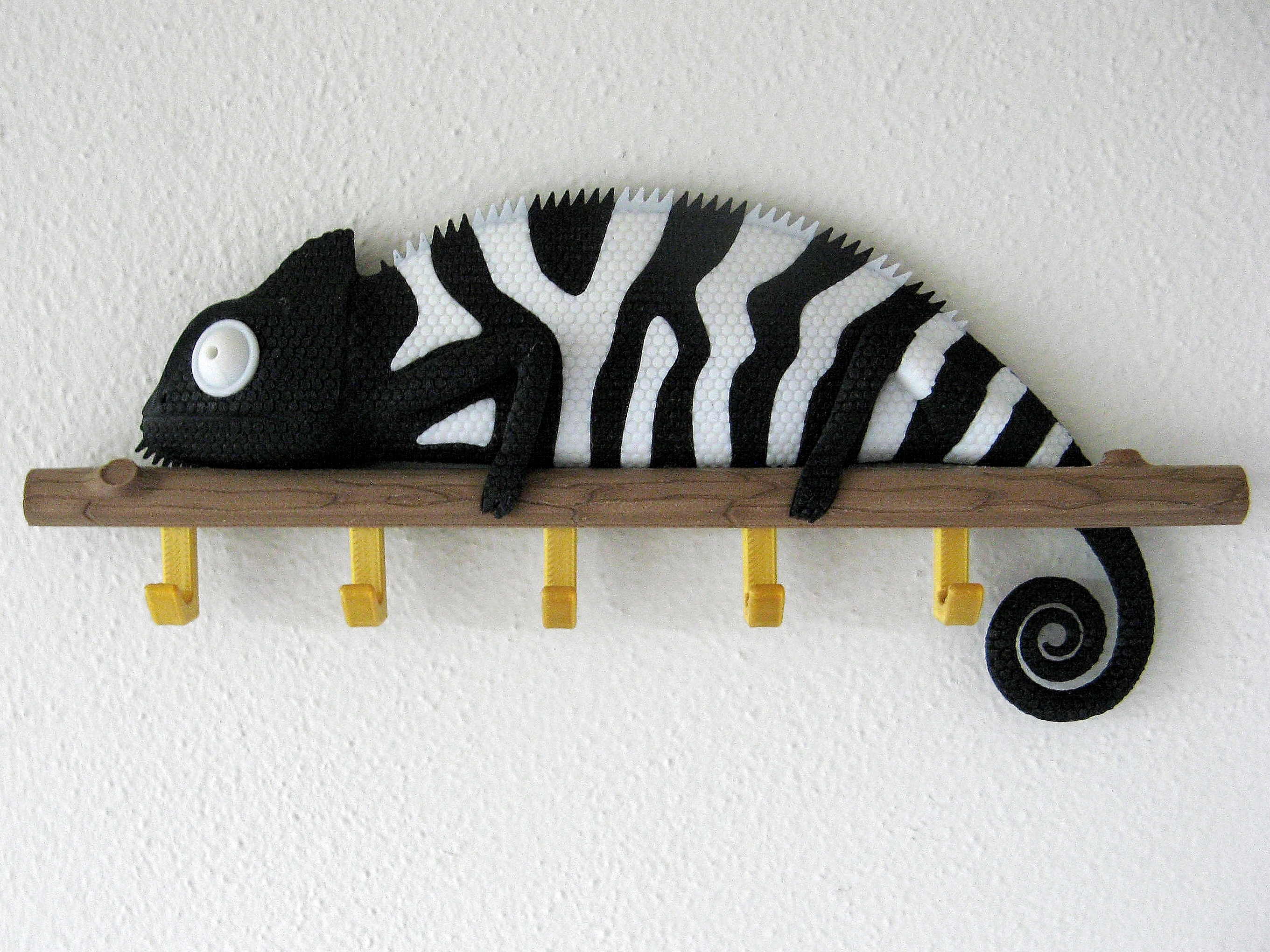 Multi Color Chameleon Wall Art / Key Holder - photo 3