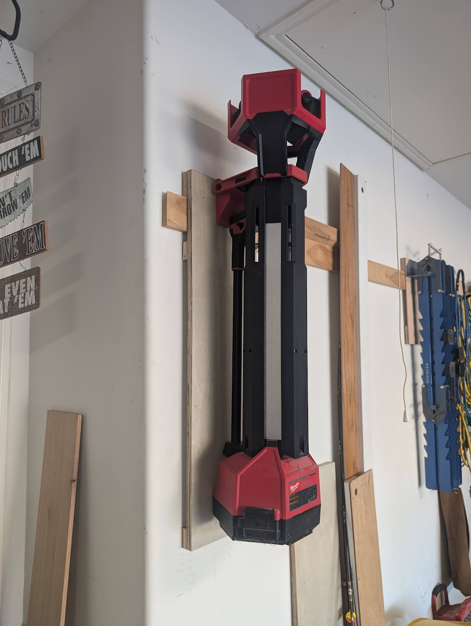 Milwaukee M18 Rocket Light Mount