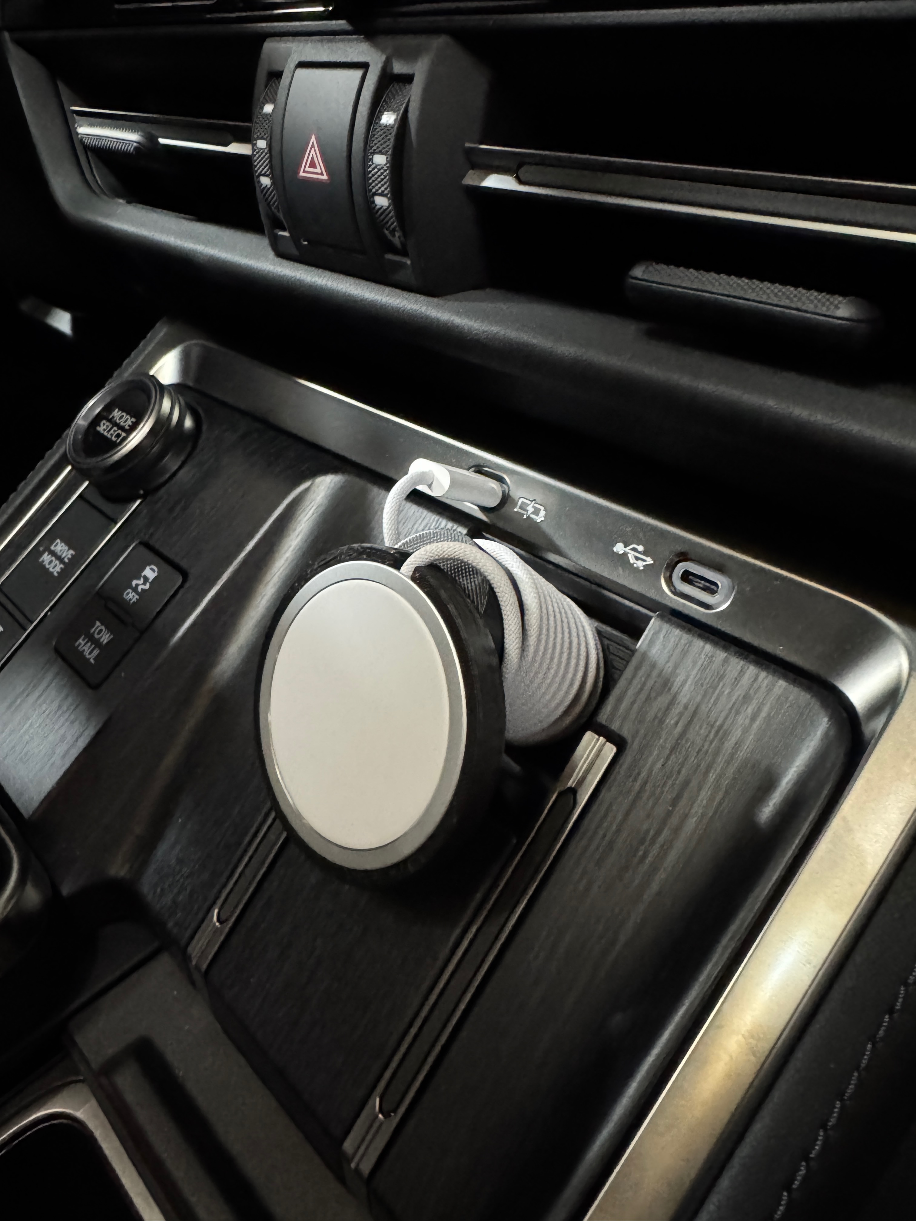 GX Magsafe Car plug mount