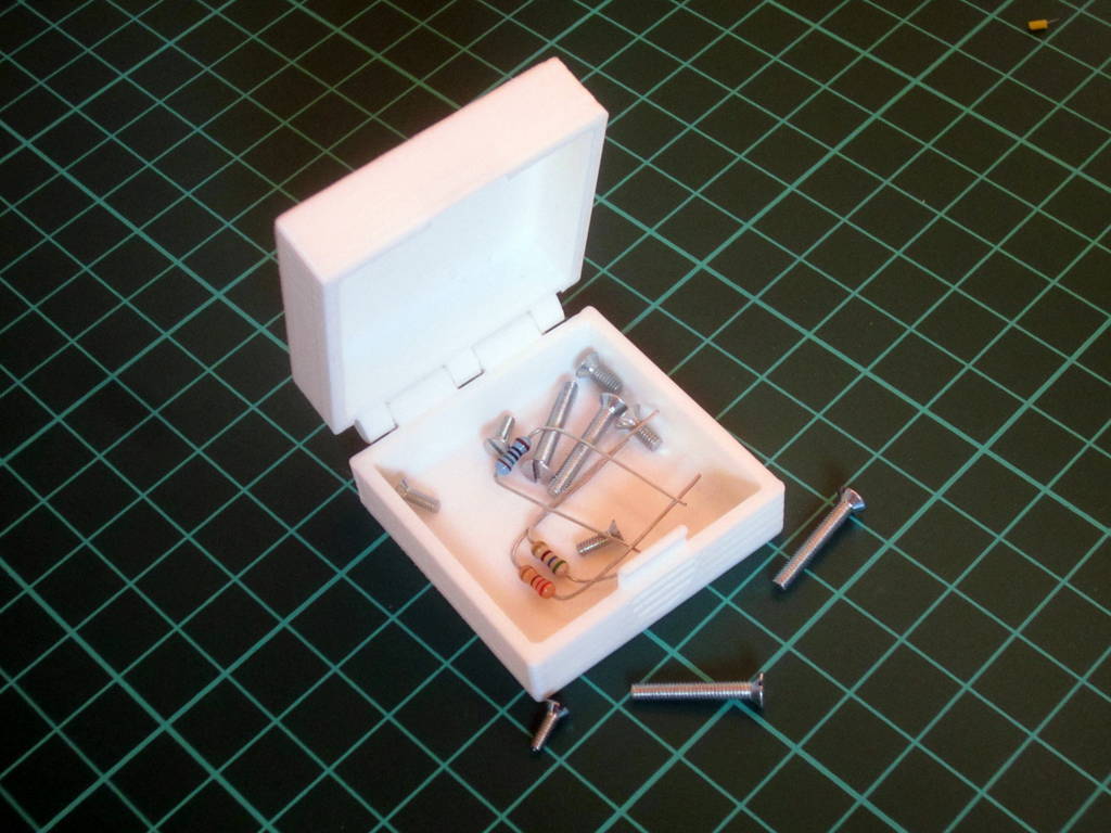 Print in Place - Click Box with Hinge & Latch