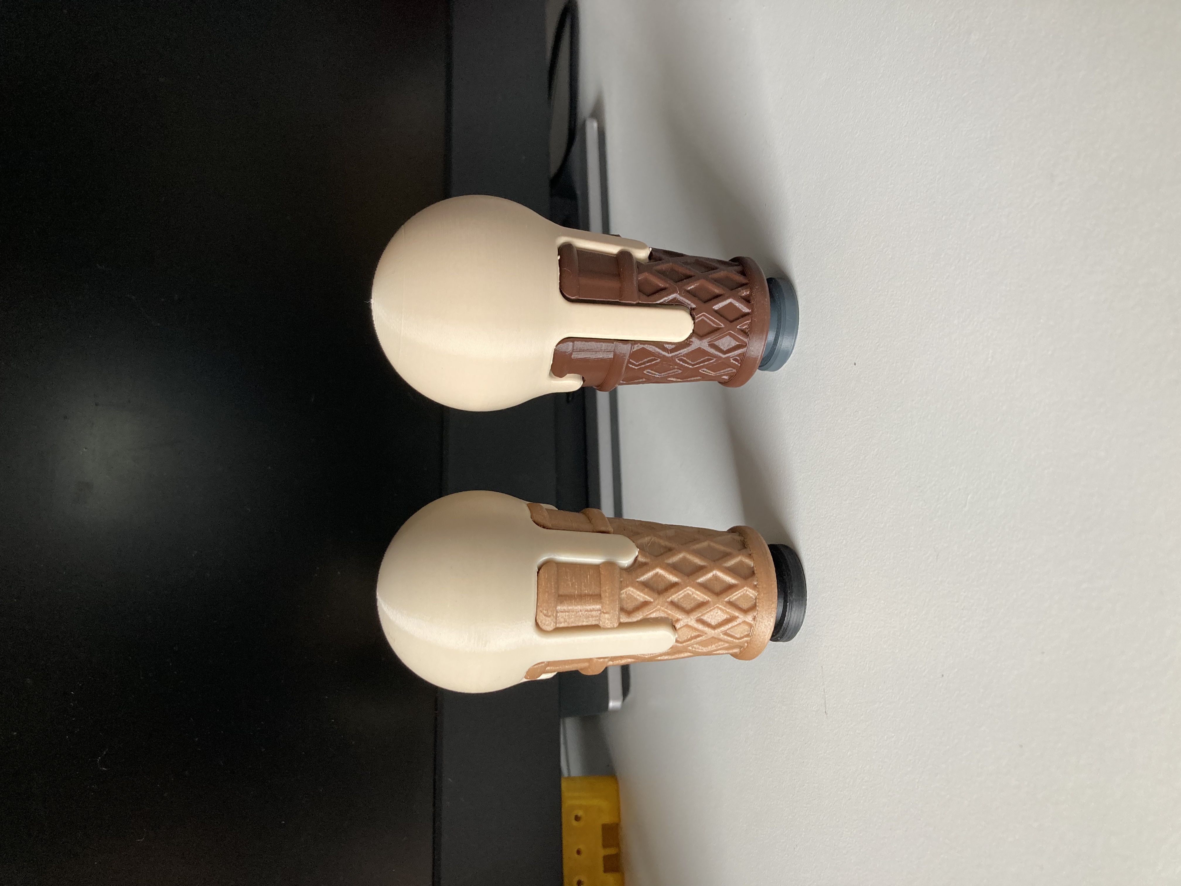 Drippy (ice cream) shifter/gear knob