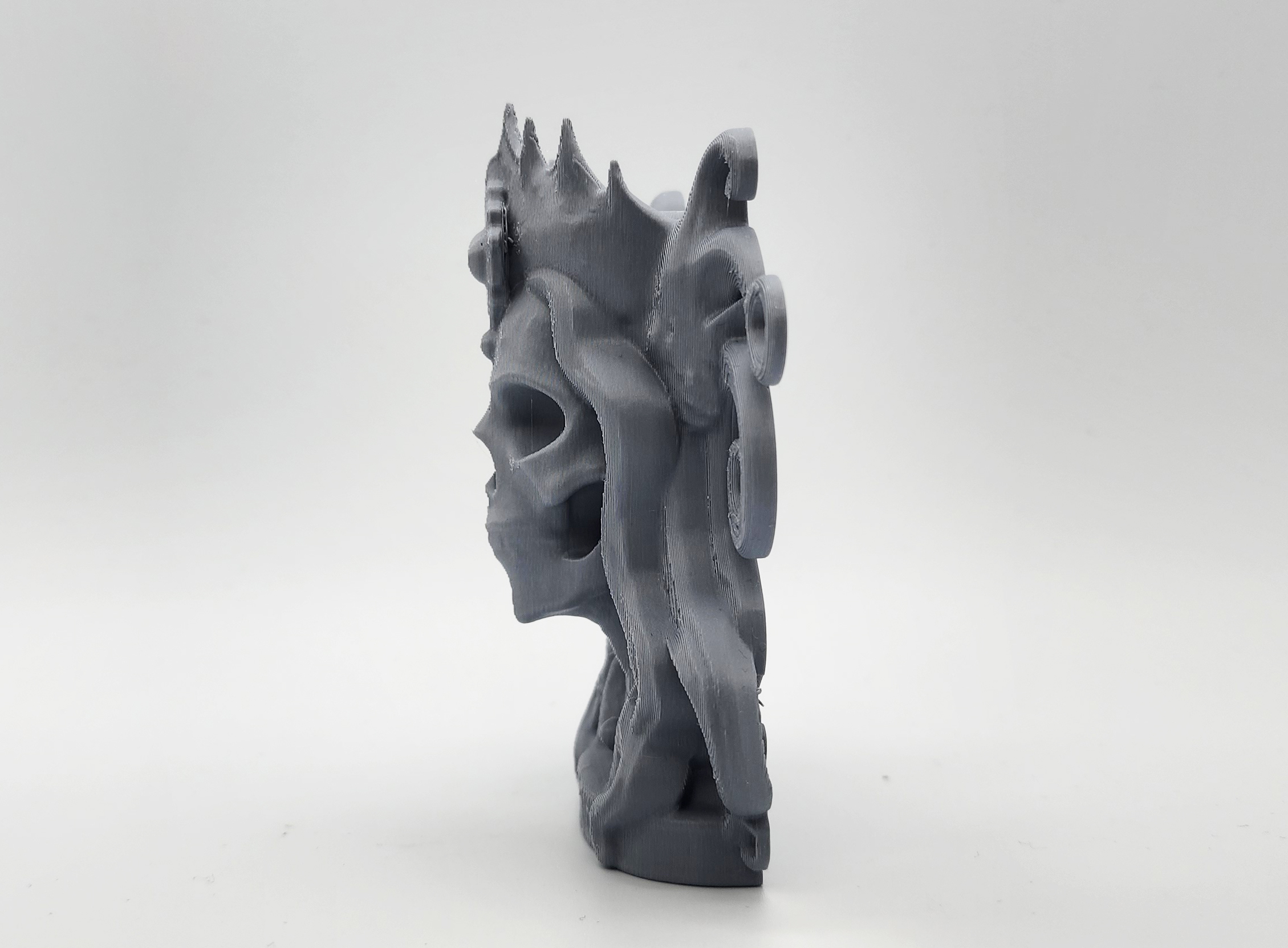 Queen of Death Miniature - photo 3