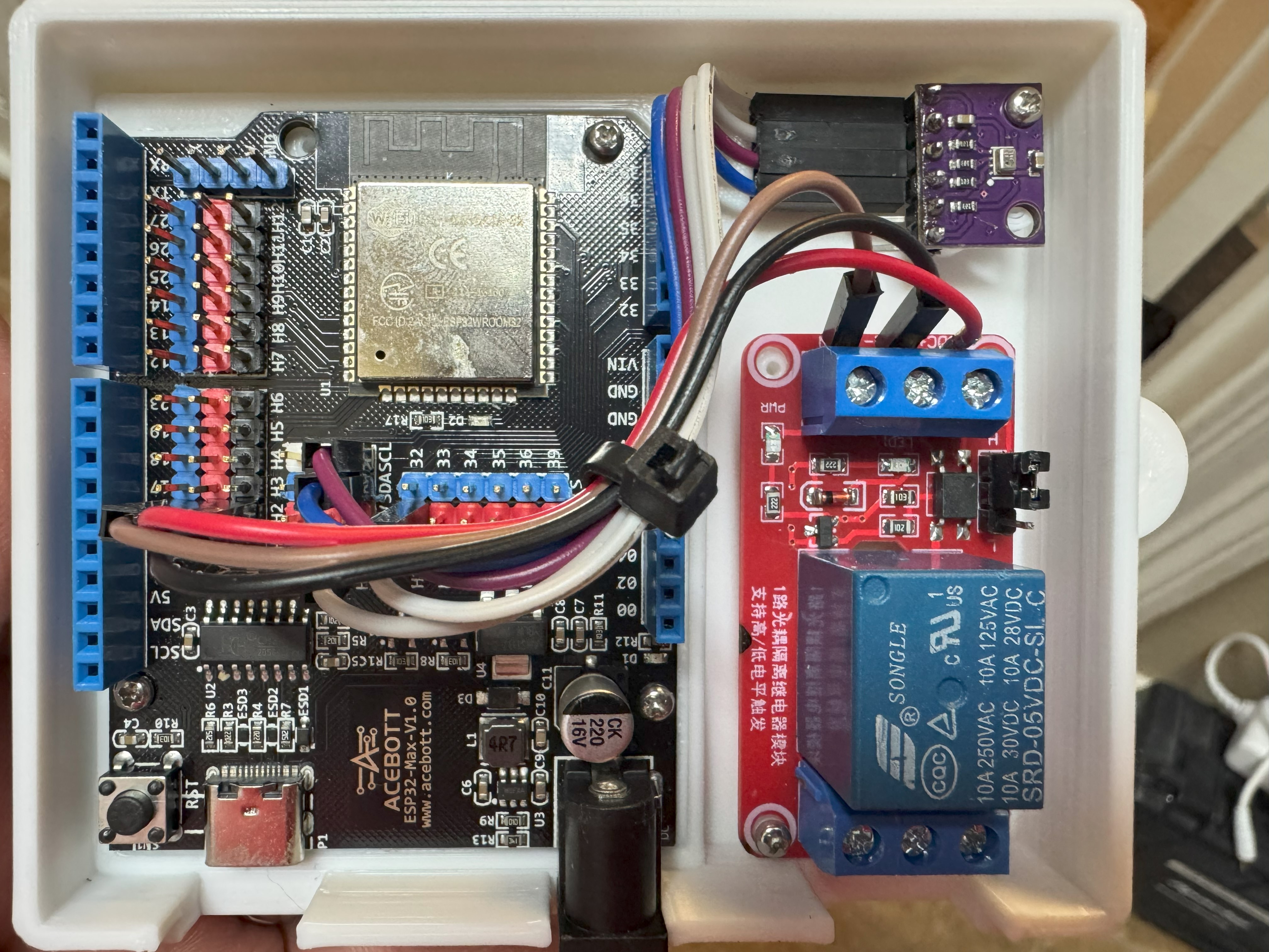 ESP32 Max v1.0 Garage Door Housing w/Relay - photo 3