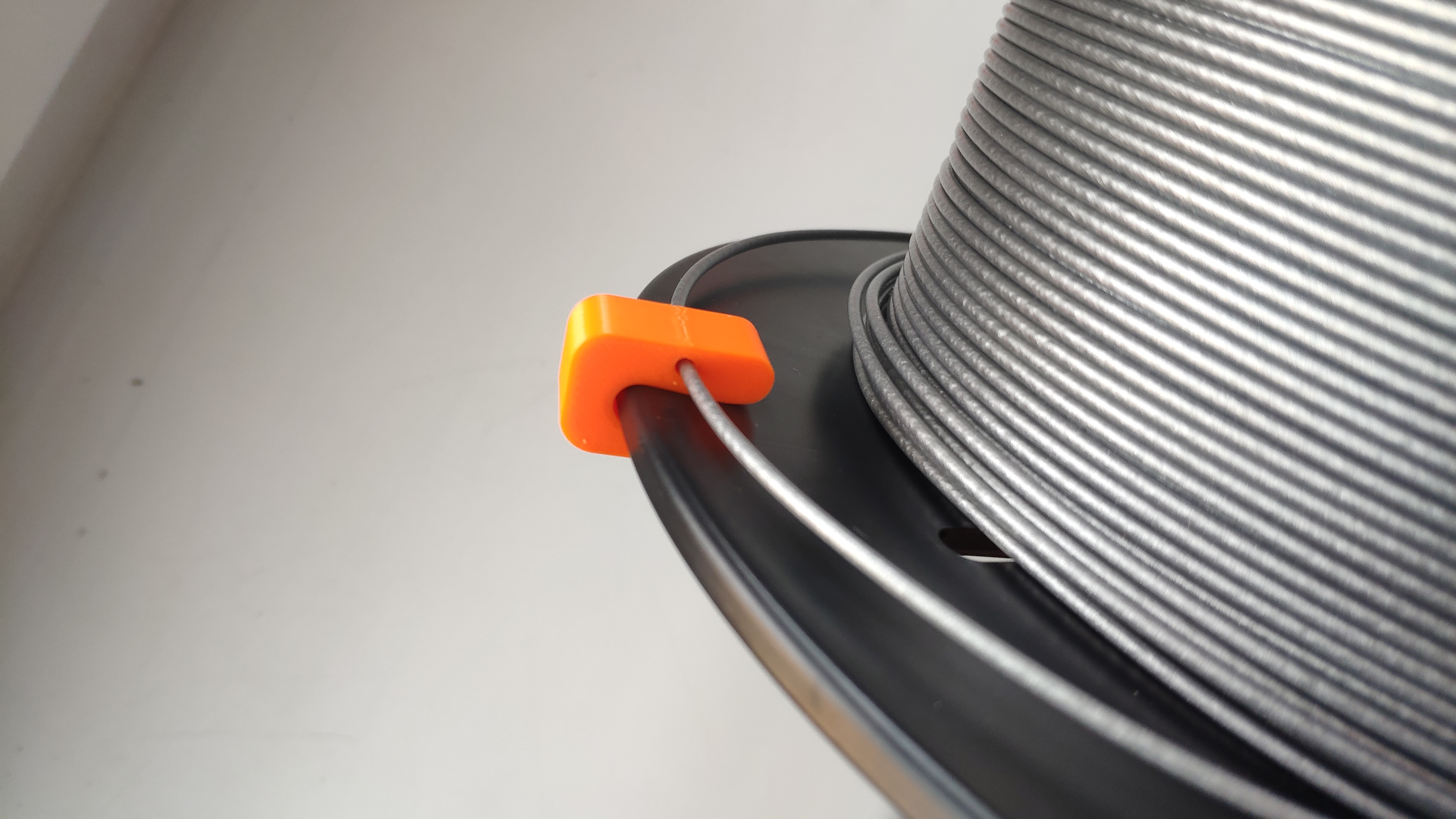 Filament clip