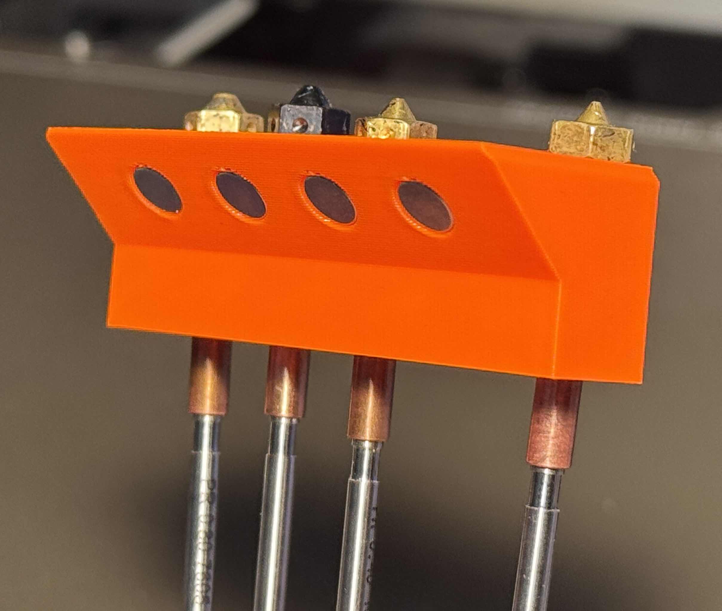 Remixed for 6x2mm magnets - Prusa Core One magnetic nozzle storage - photo 2