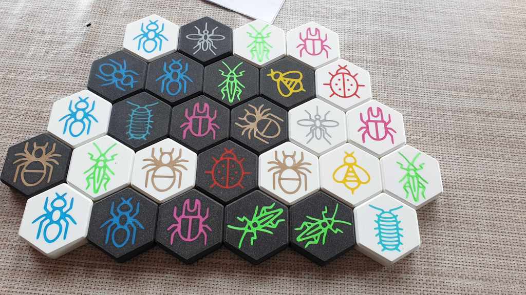 Hive Game Derivative "Swarm" Remake & Multi material - photo 2