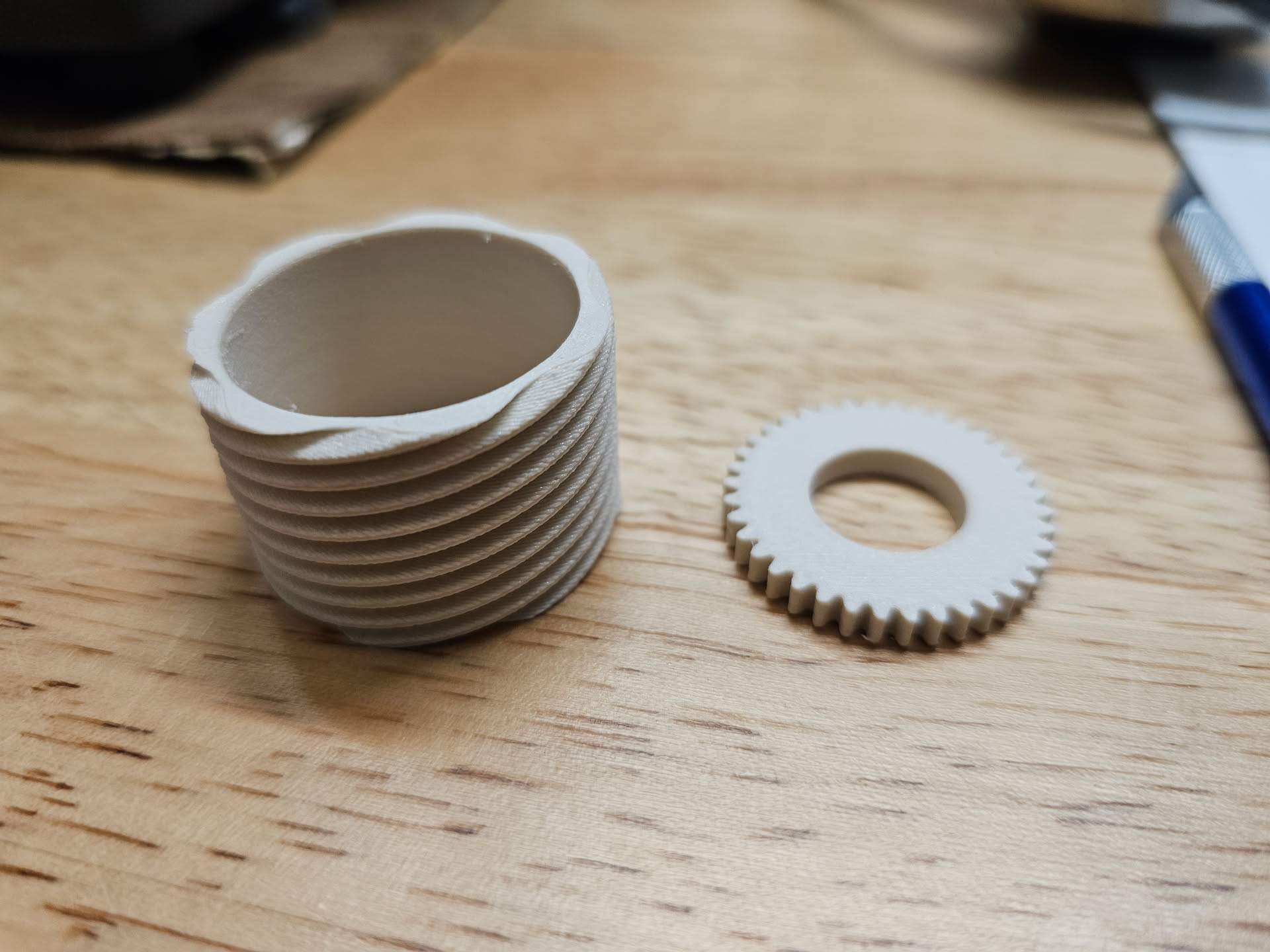 Bell & Howell Filmosound Worm Gear - photo 2