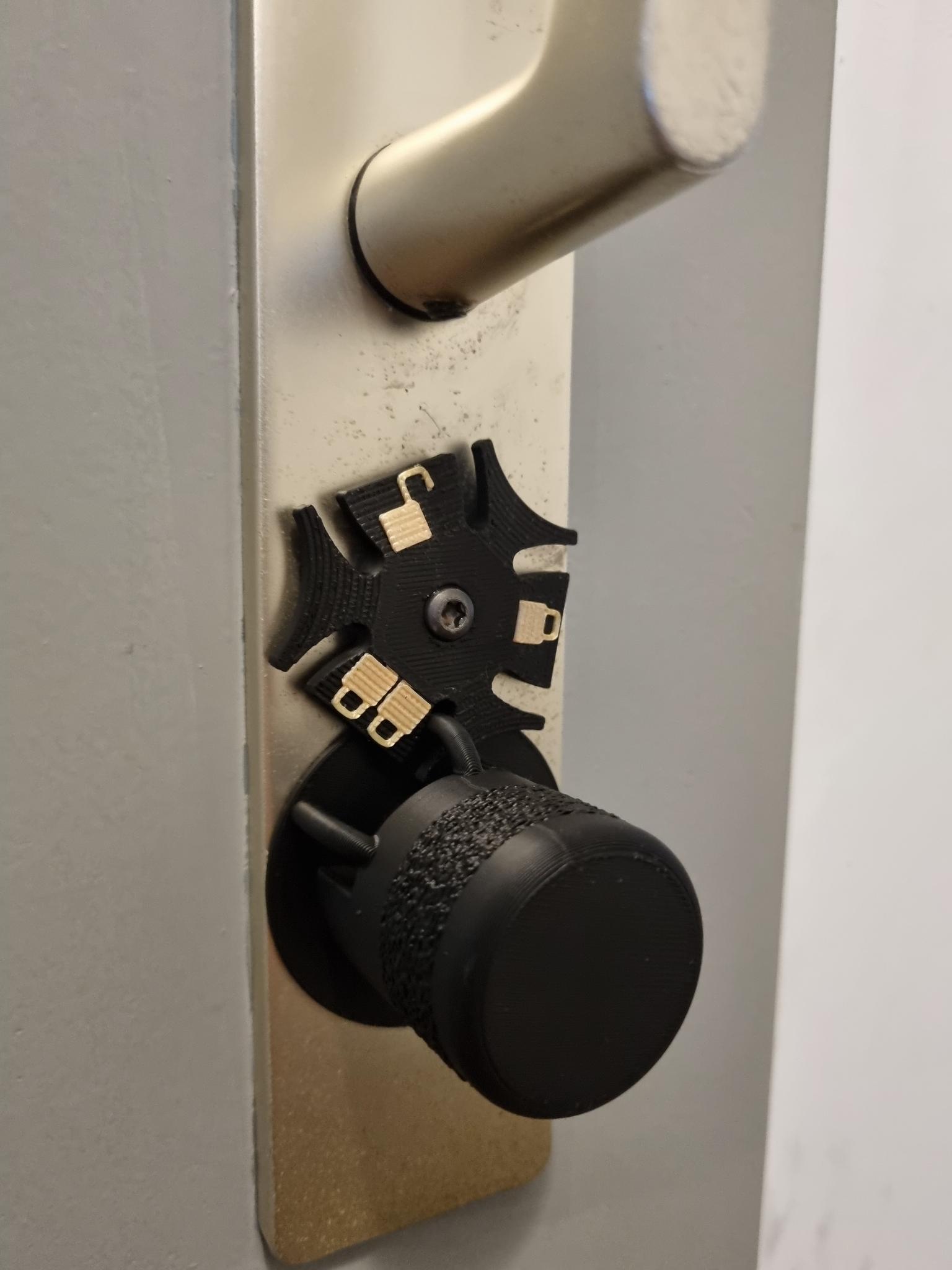 door lock indicator - photo 4