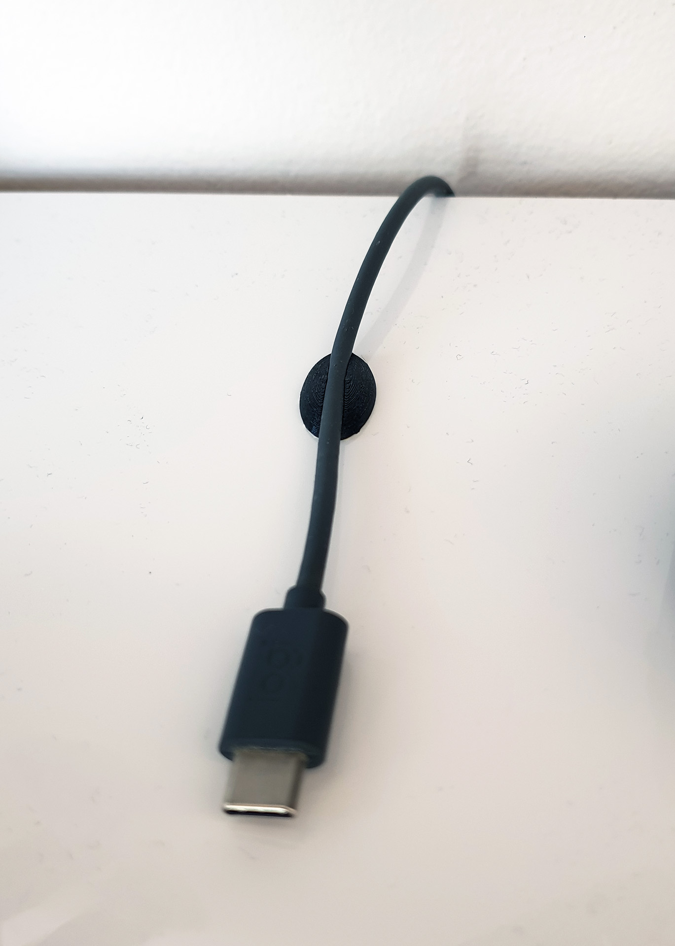 Cable holder - photo 2