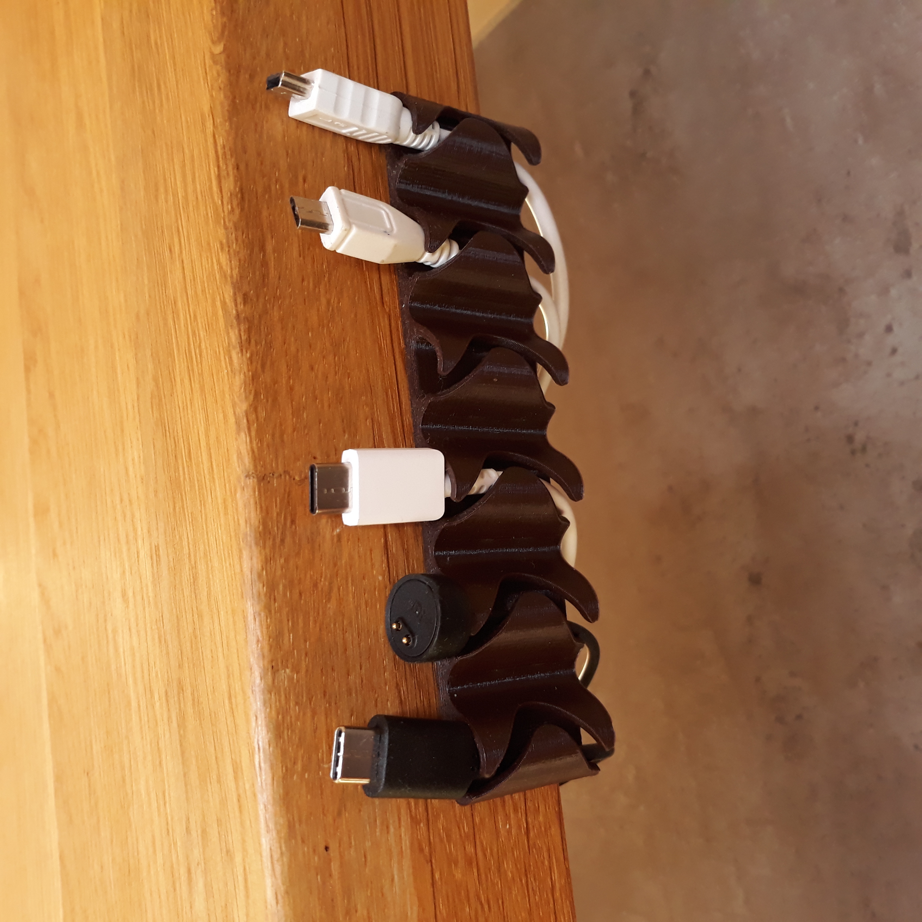 Cable guide - photo 3