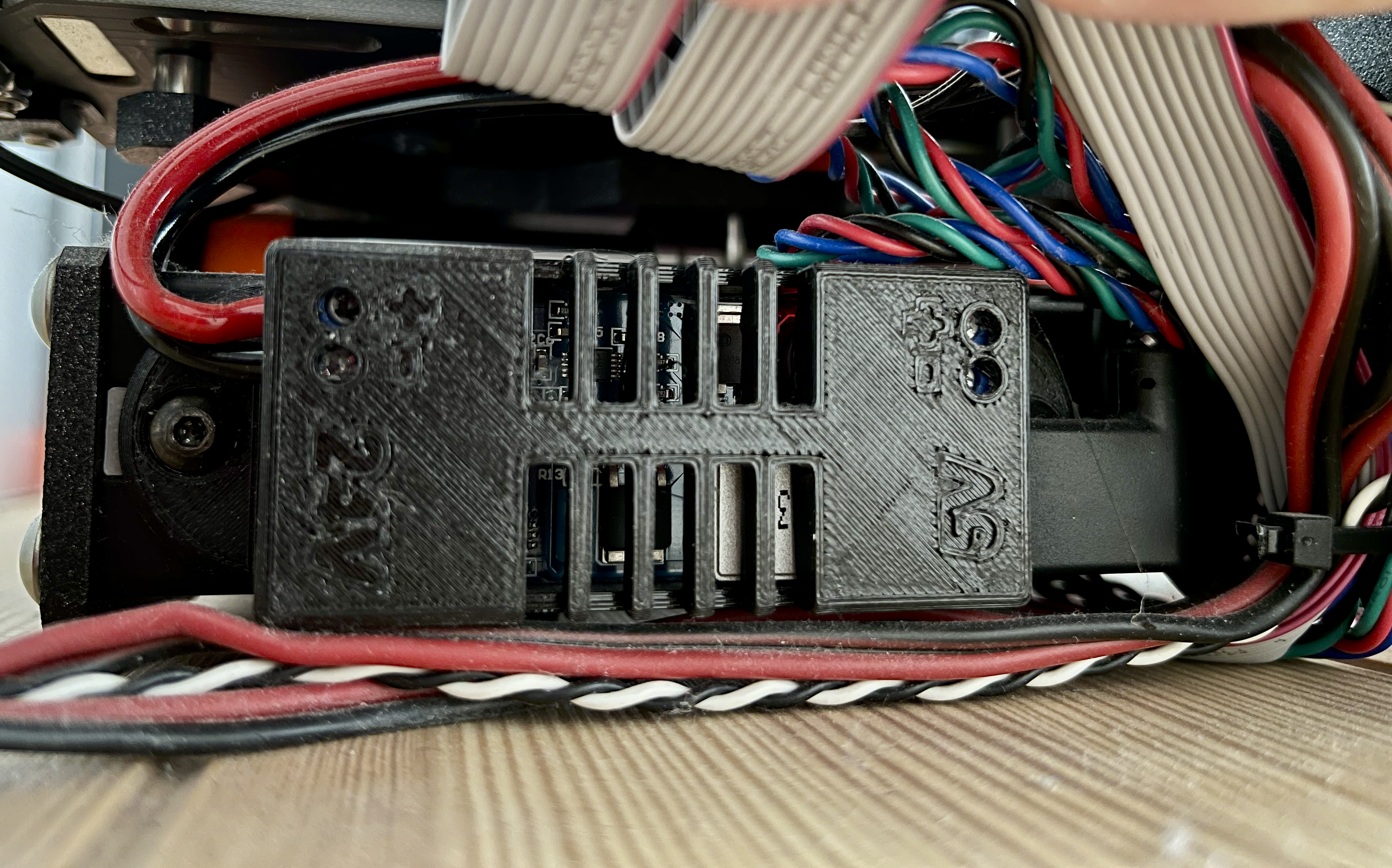 24V to 5V (Coax+USB) Buck Converter Case/Mount - photo 2