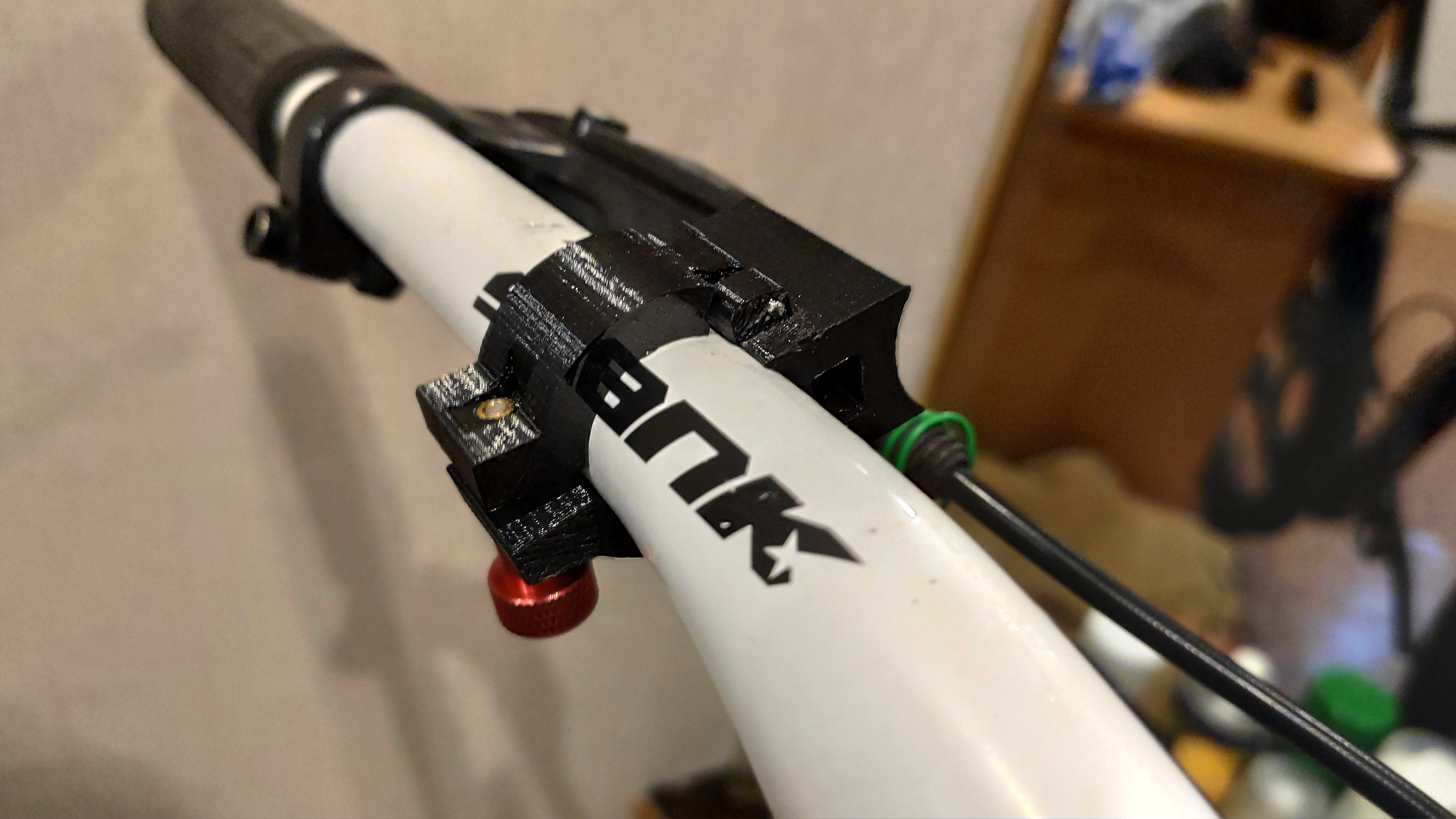 Headlight LED torch clamp mount for bicycle - photo 3