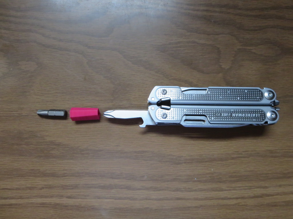 Leatherman FREE P2/P4 Hex 1/4" and 1/8" Socket Adapter - photo 2