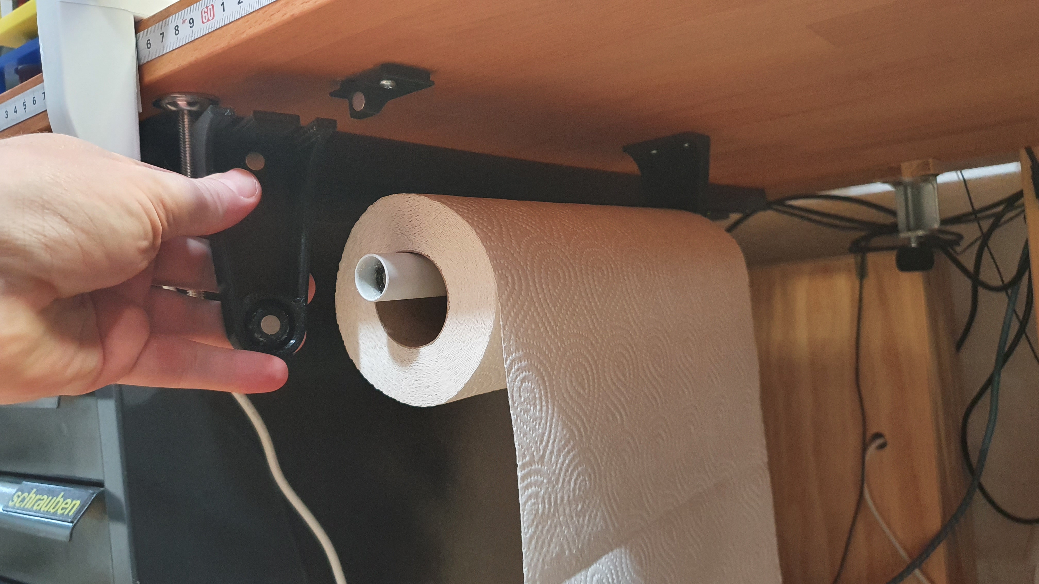 Kitchen Roll Holder - photo 2