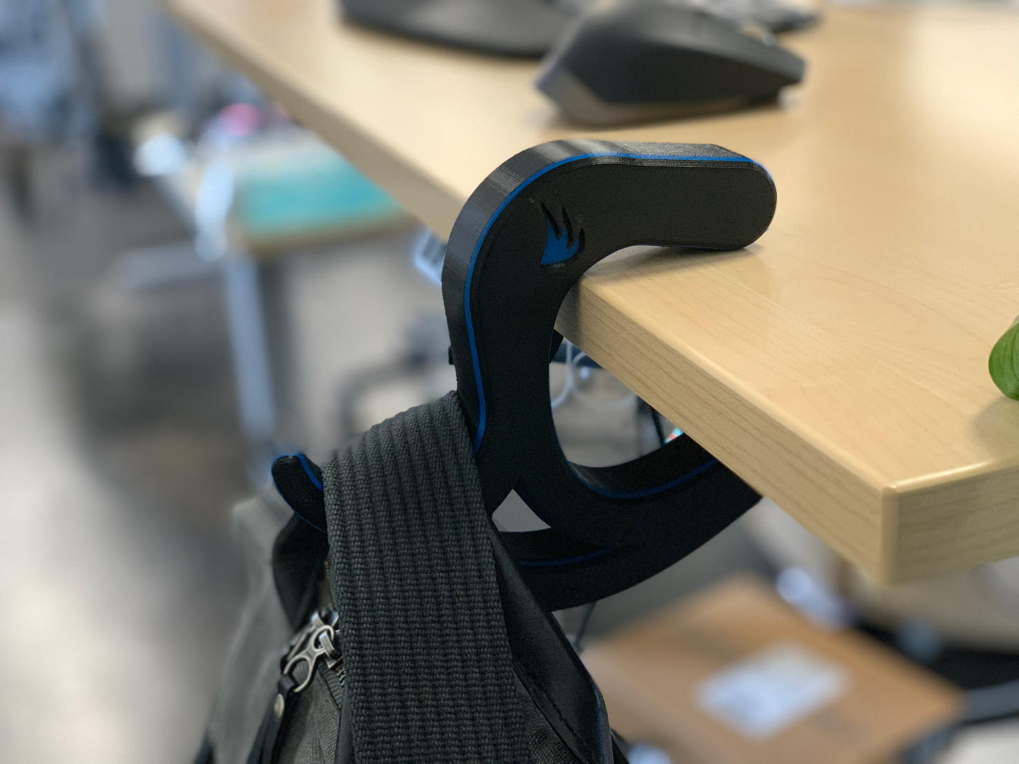 Desk Bag Hook - photo 2