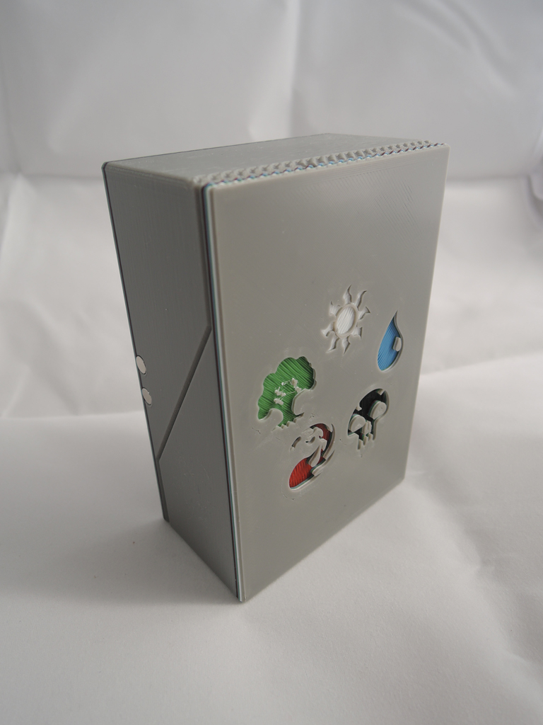 Another Magic The Gathering (MTG) deck box/card tray