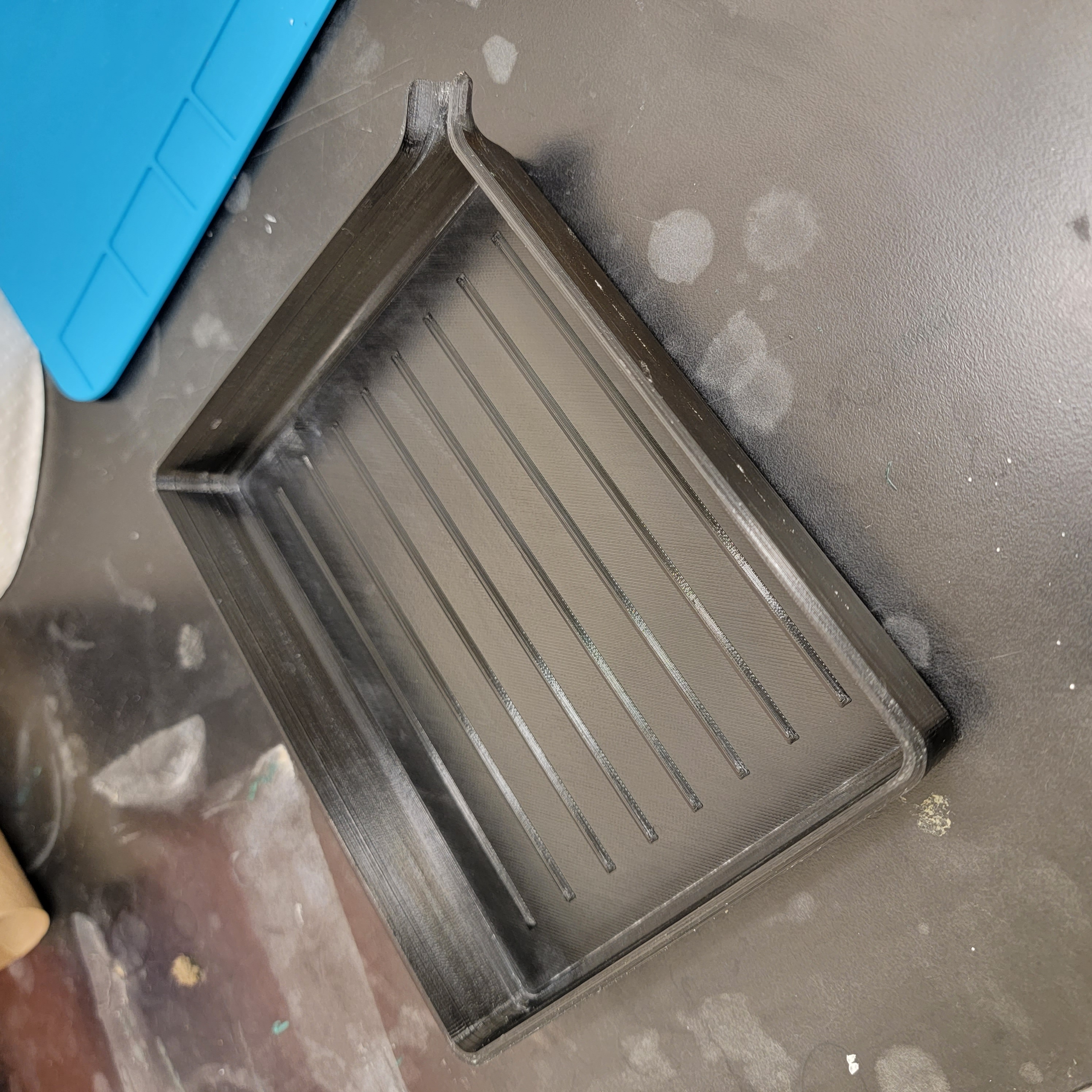Small Tray with Pouring Spout - photo 4