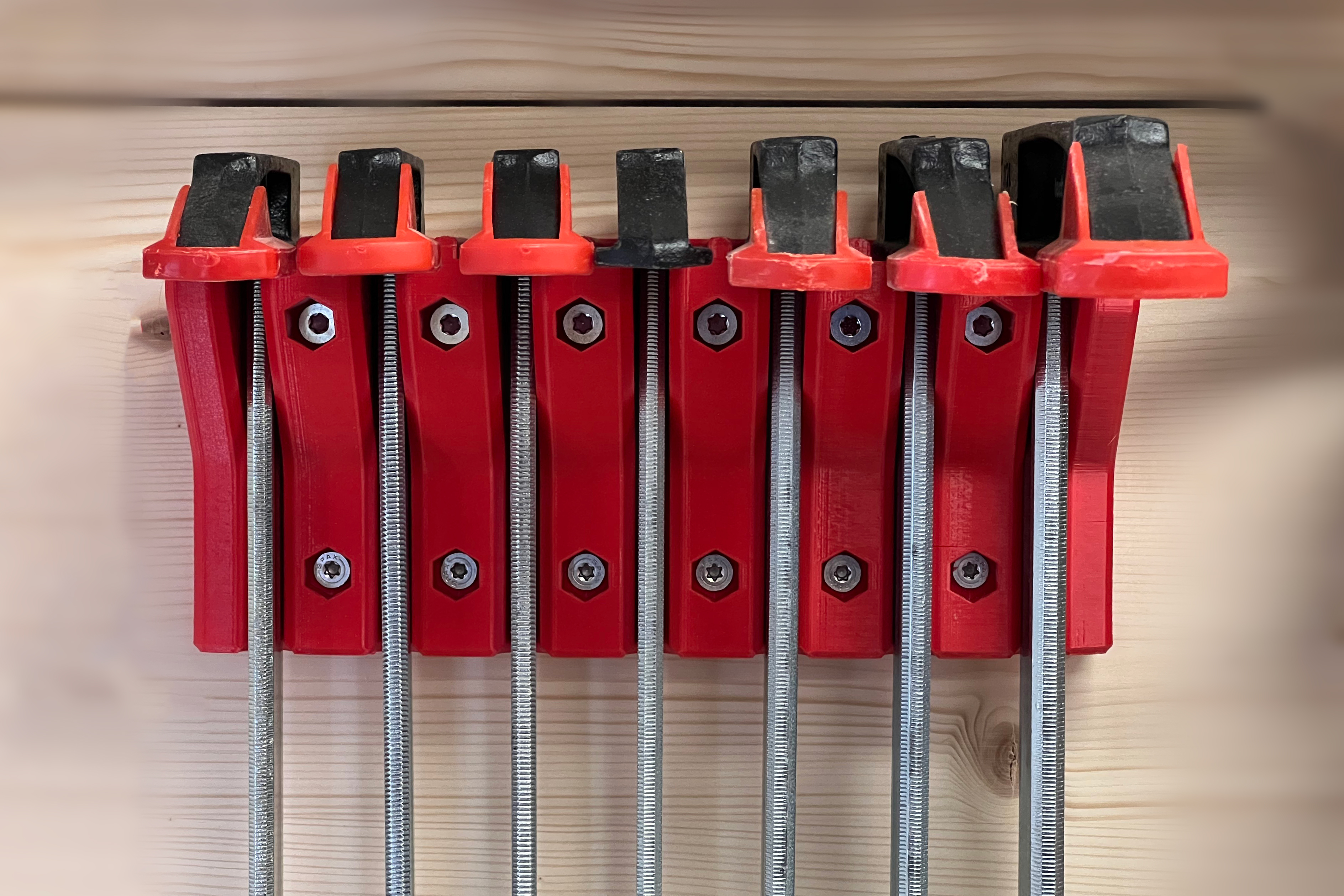 Solid and Compact F-Clamp Holder for Long and Heavy Clamps