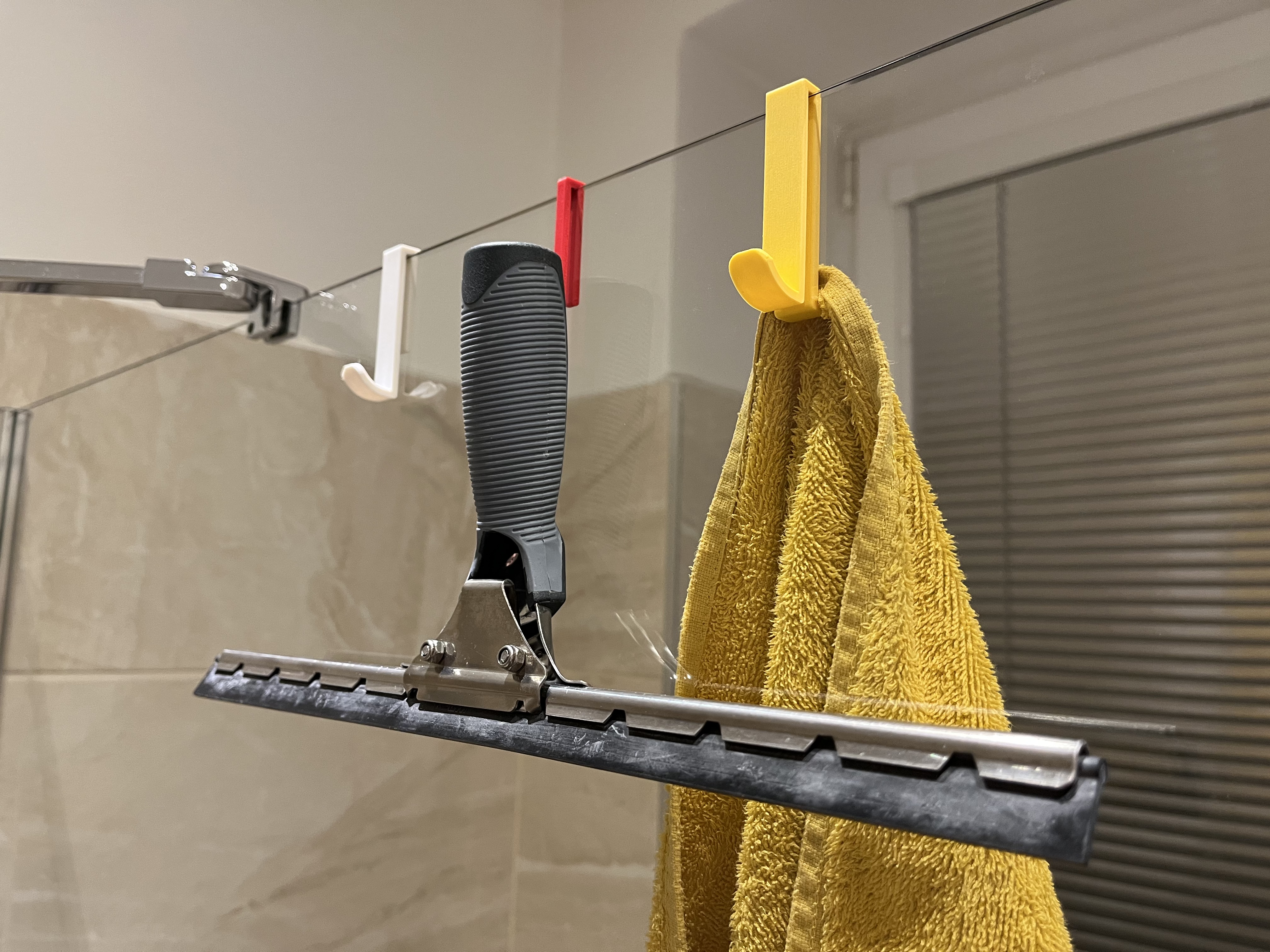 Simple shower hook - photo 2