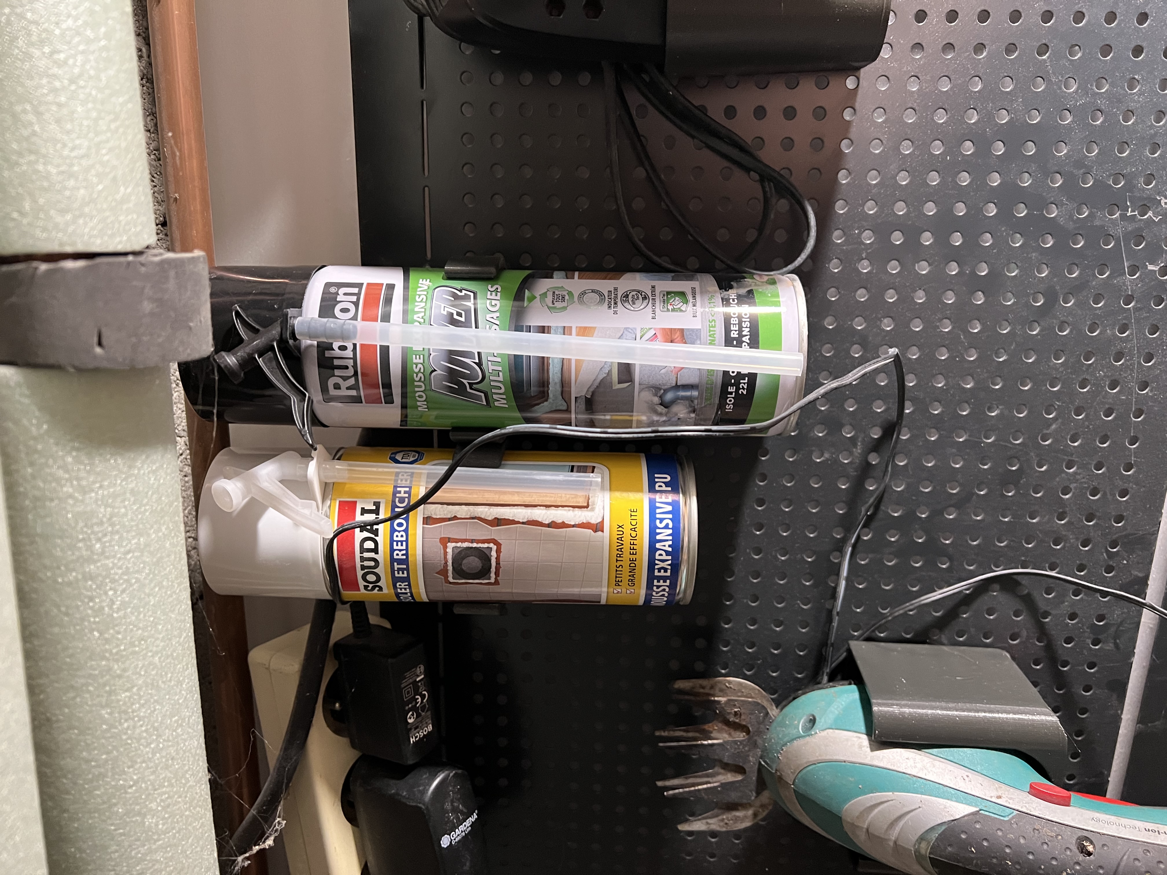 2 parts Spray Can Holder for Peg Board - photo 2