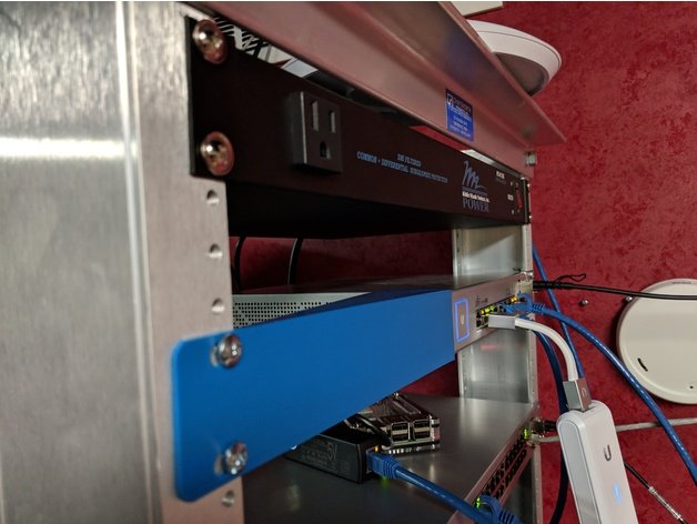Ubiquiti UniFi Switch 8 (150W) rack mount spacer