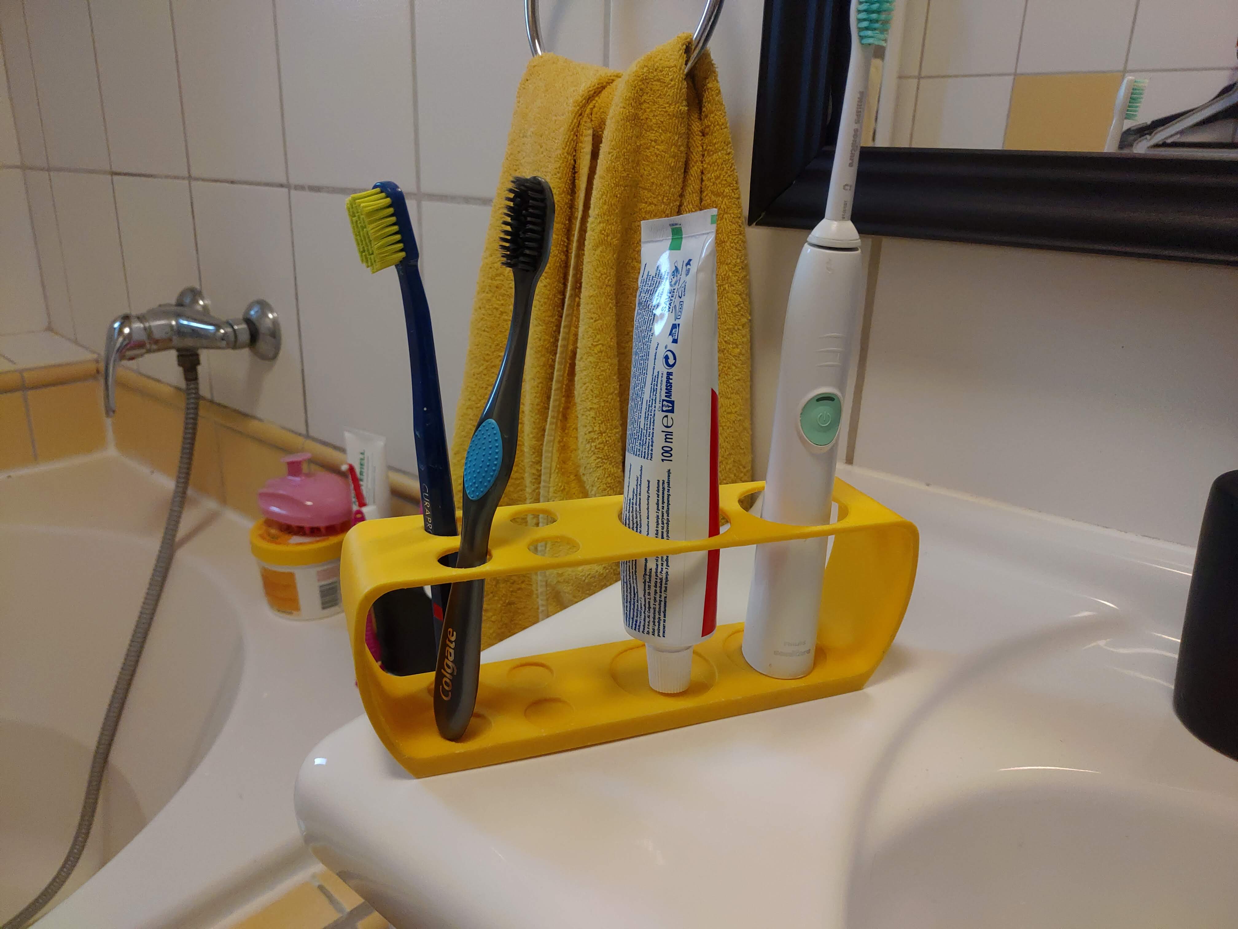 Bathroom aranger