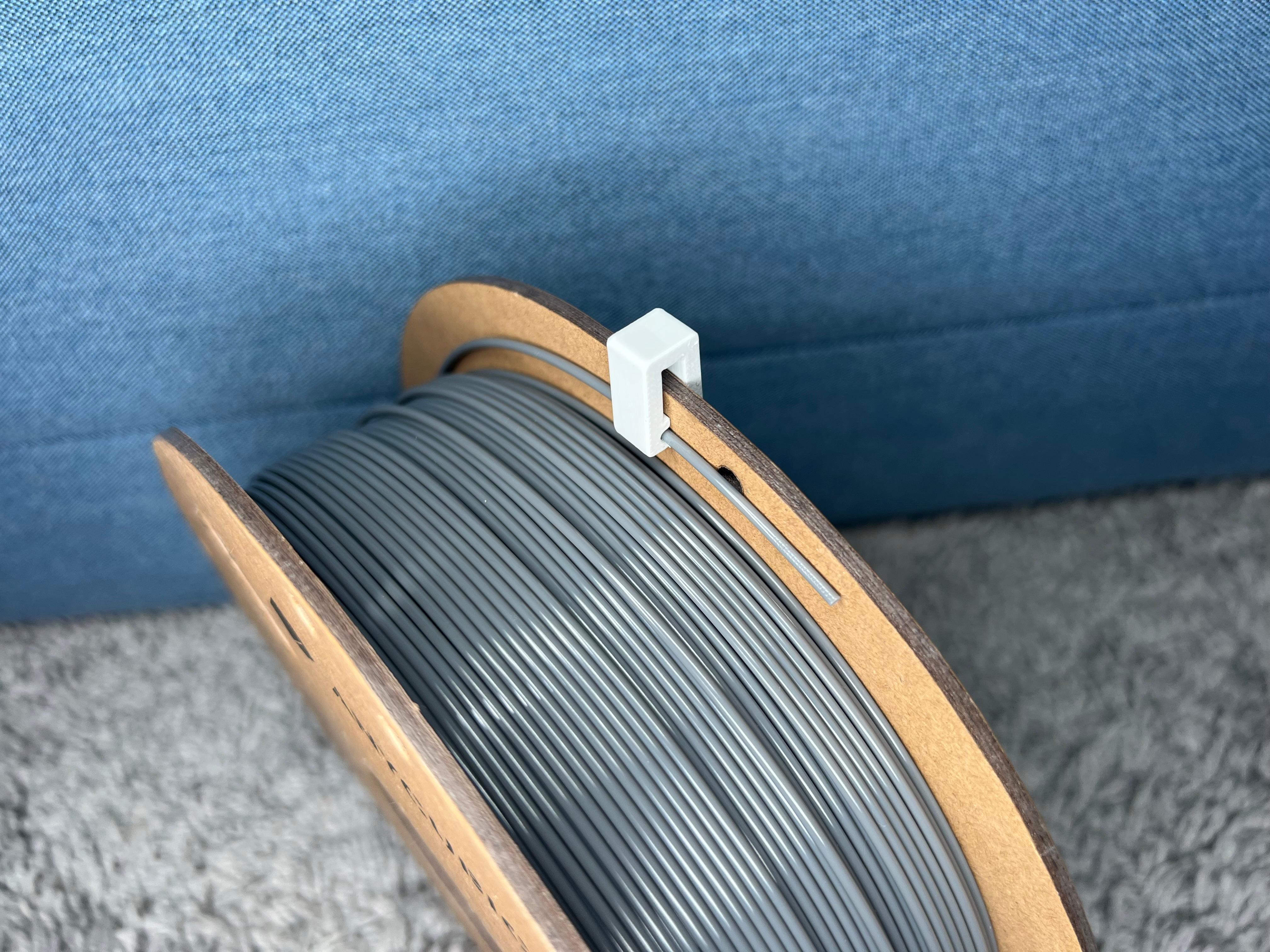 Universal Filament Clip – No Support Needed
