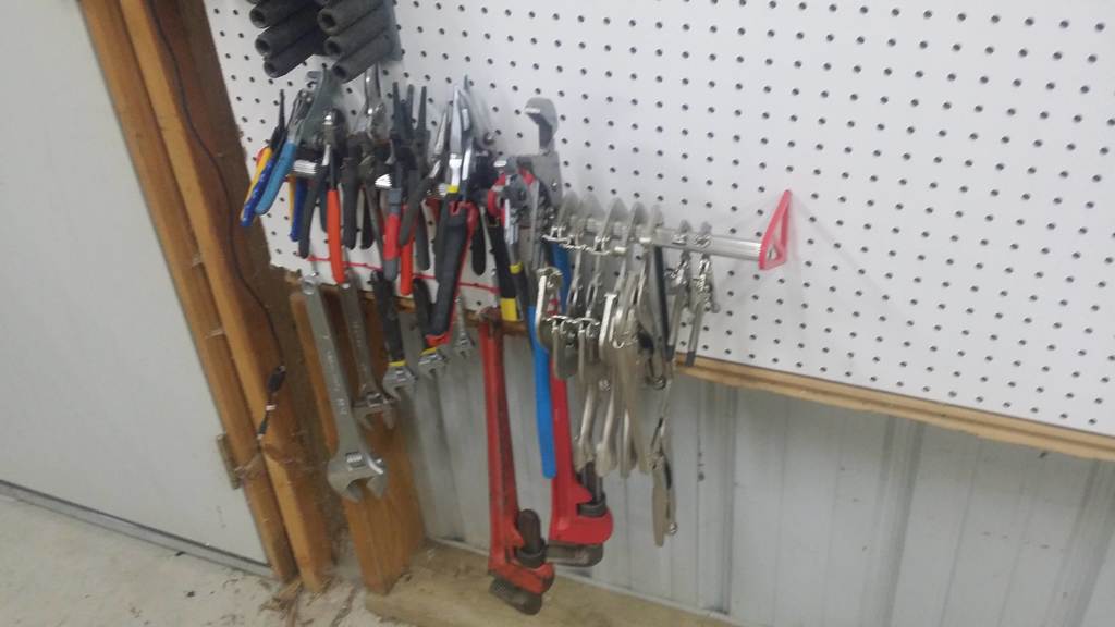 Peg Board Rod Mount
