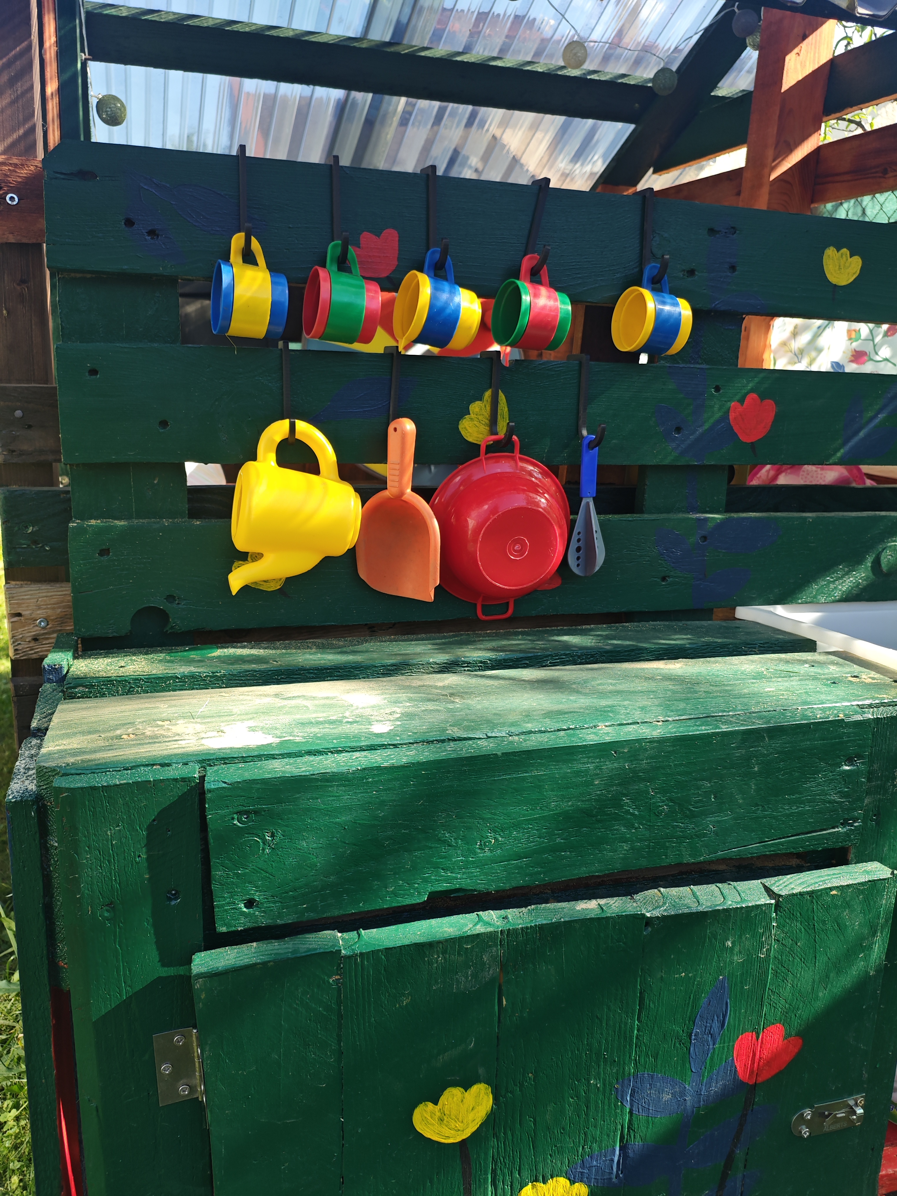Pallet Mud Kitchen Hooks + freeCAD file