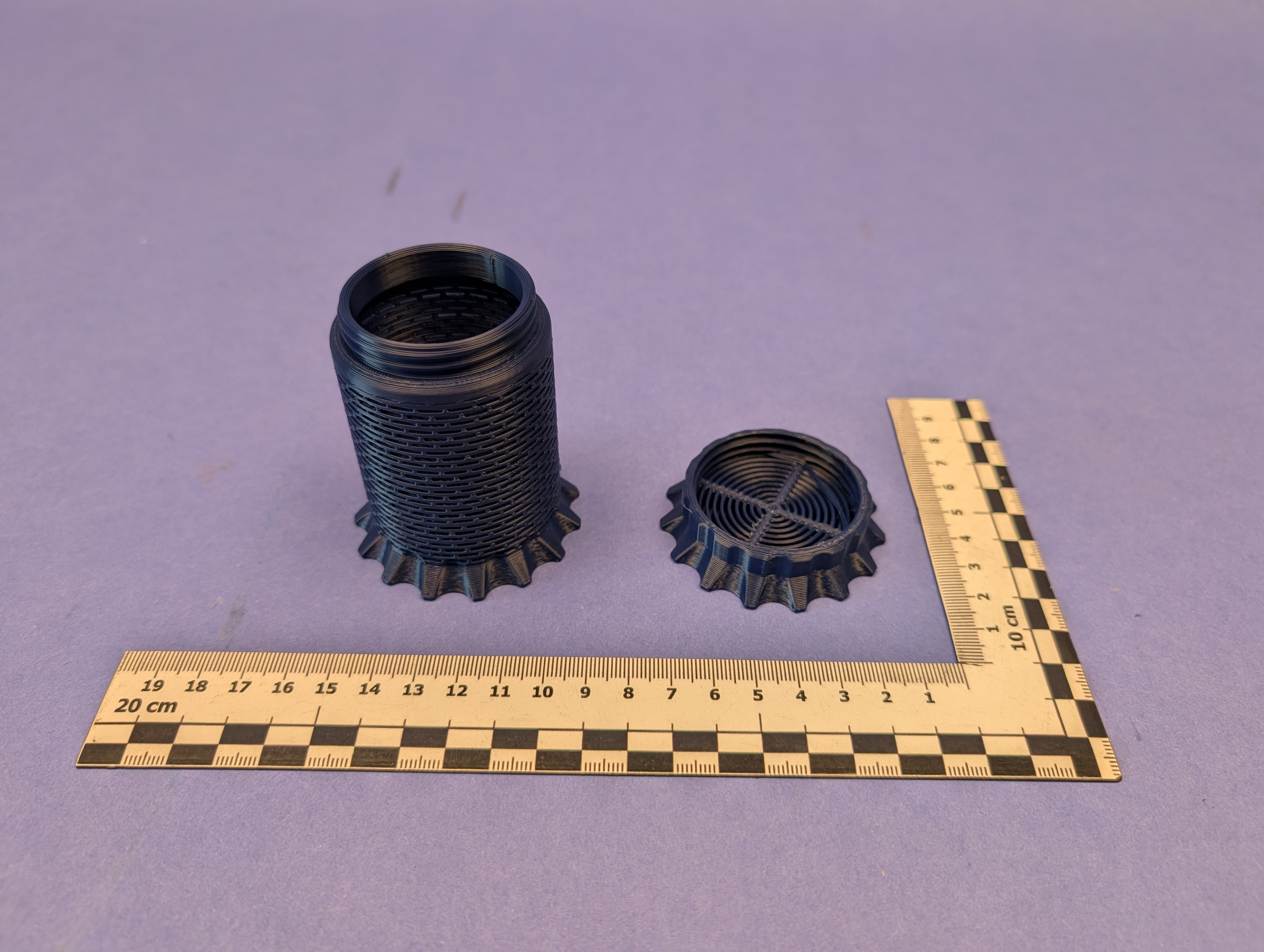 Silica container spool clamp - photo 3