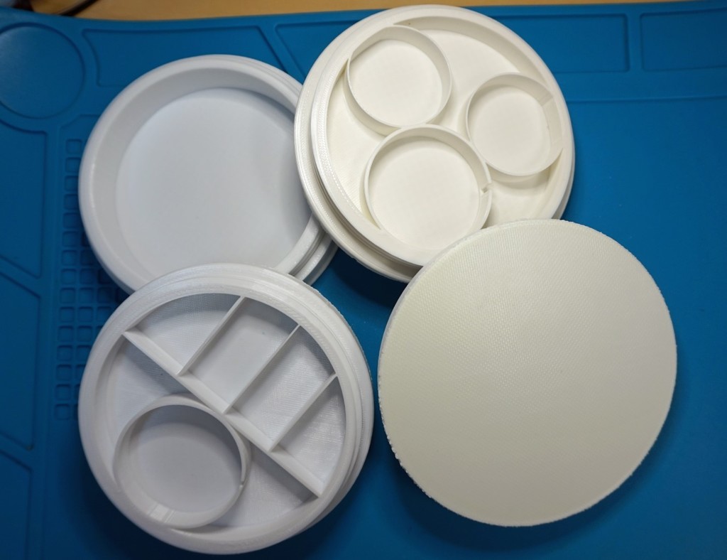 Stackable screw-top watch parts tray