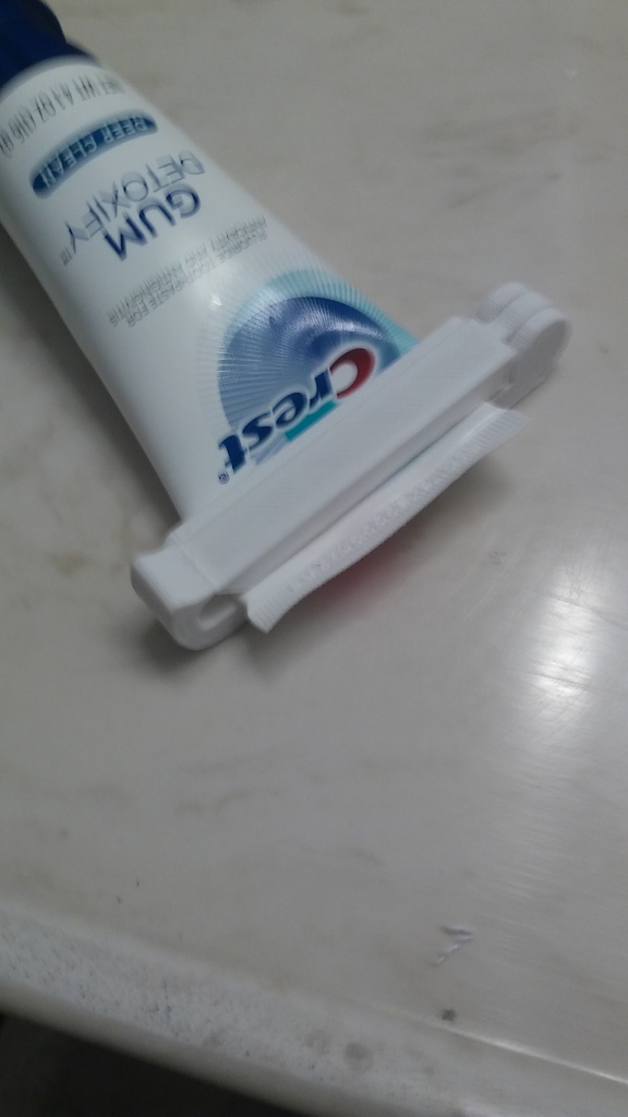 toothpaste squeezer w snap clamp - photo 4