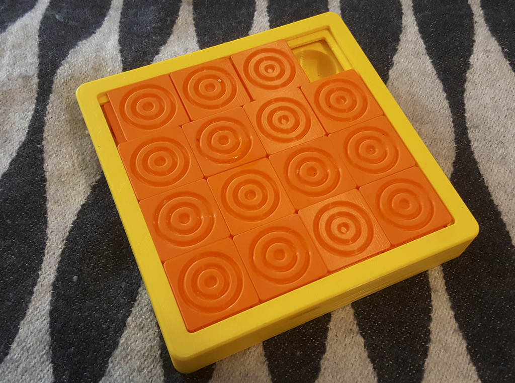 (Pet Enrichment Toy)  Sliding Tiles Puzzle - photo 2