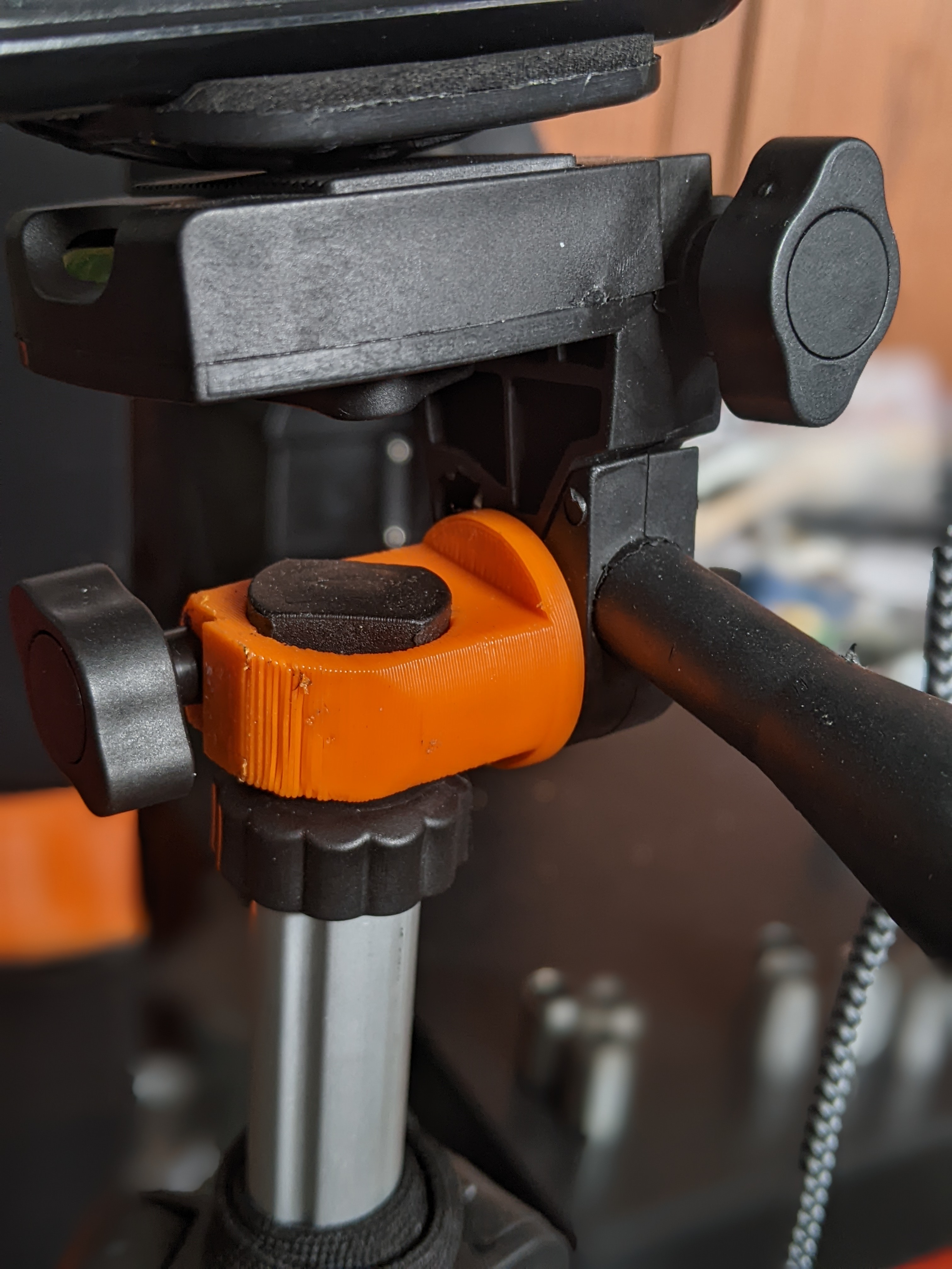 Tripod head part