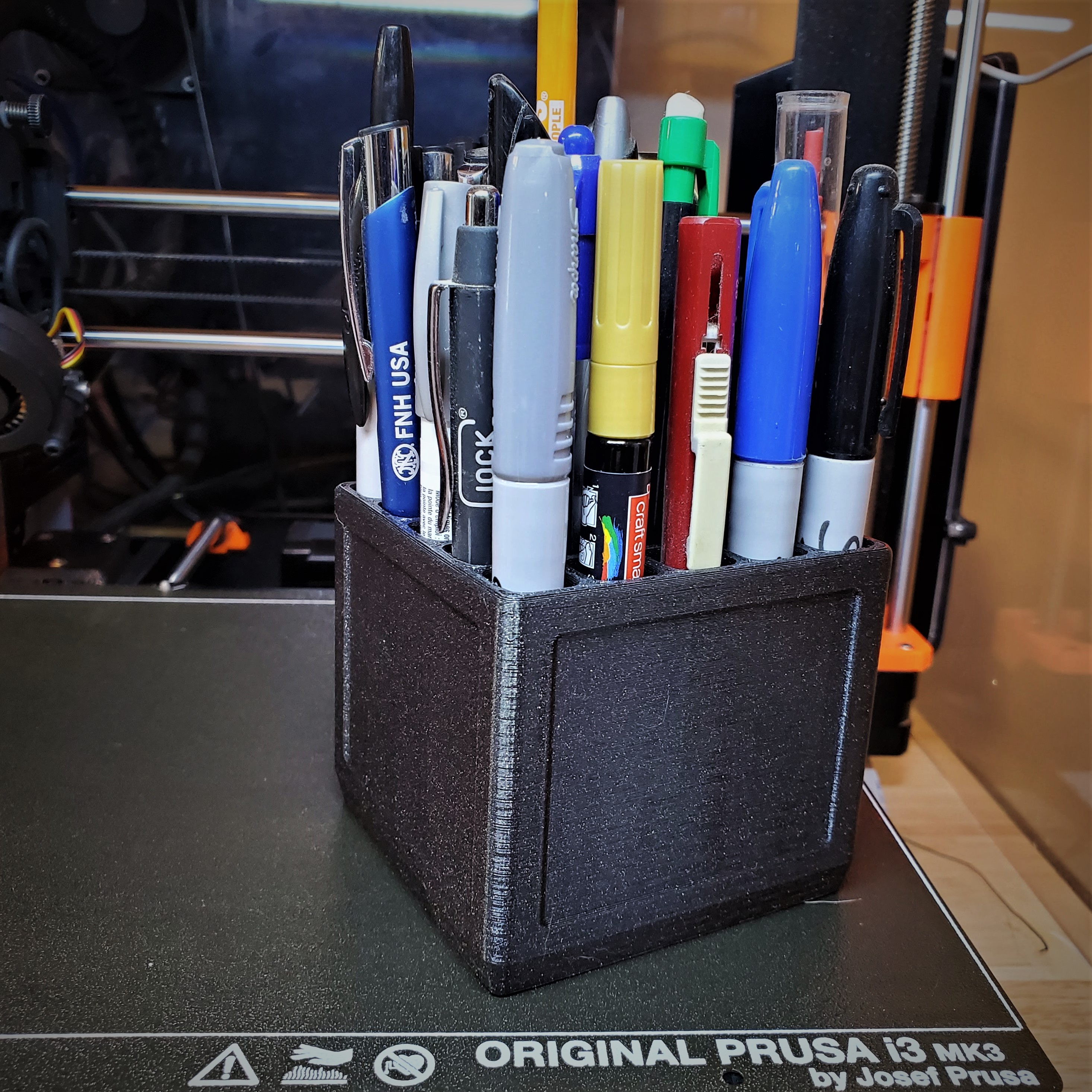 Zel's Perfect (ly Ridiculous) Pen and Tool Holder - photo 4
