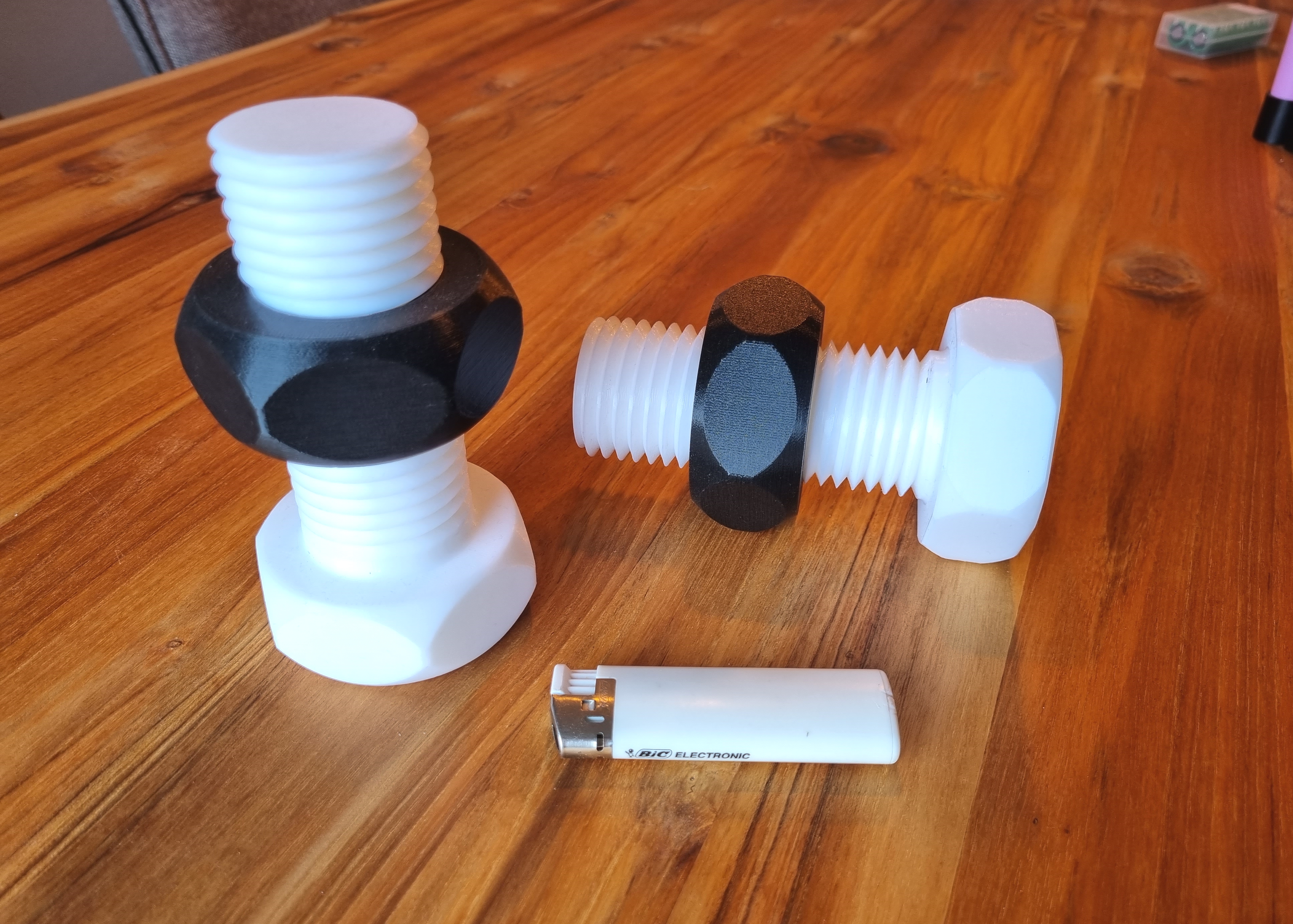 M42 x 100 Screw and Nut Fidget Toy