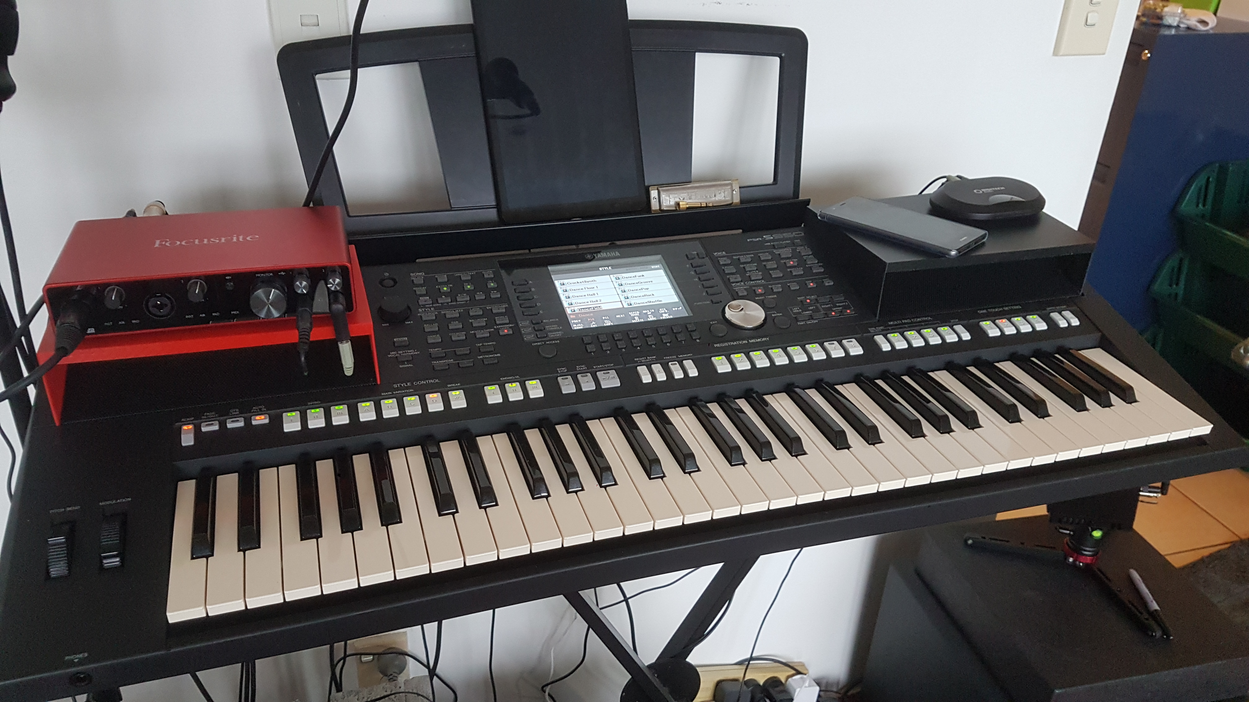 Yamaha PSR S950 speaker shelf - photo 3