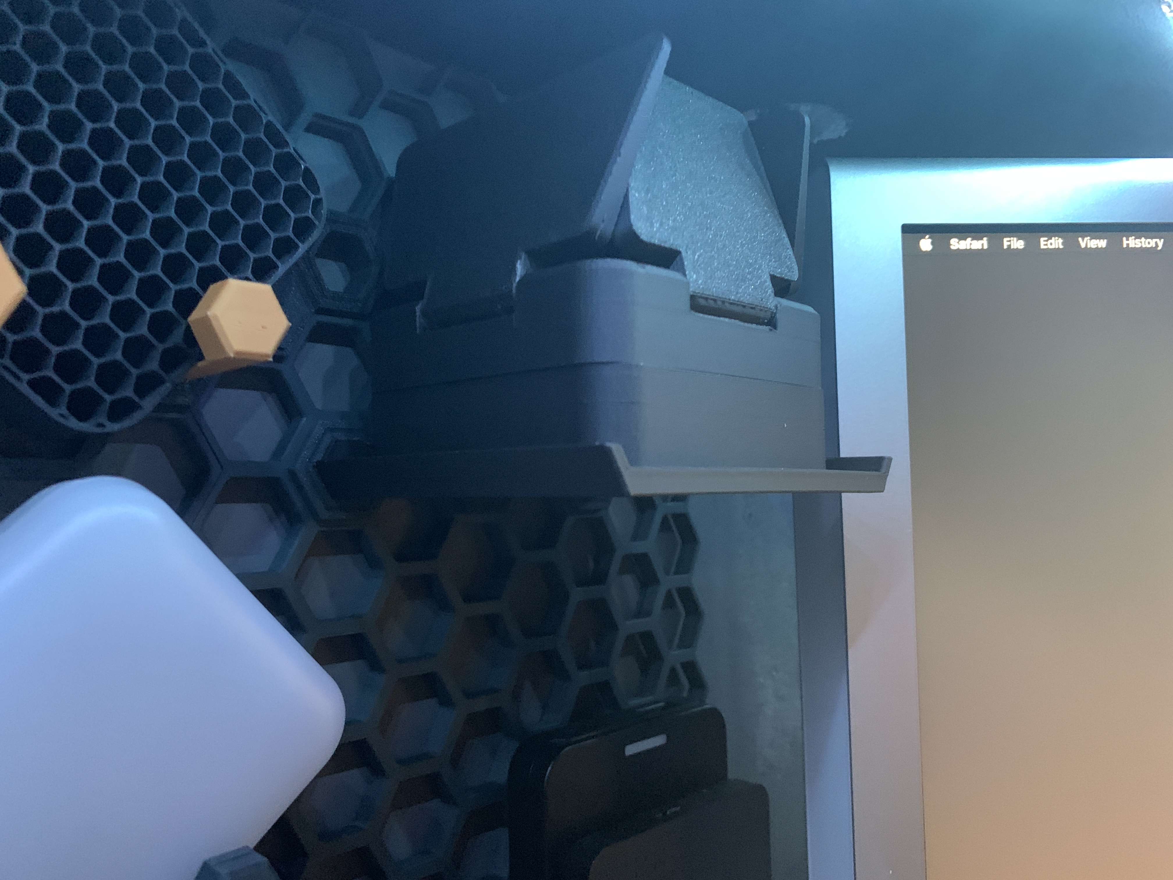 Honeycomb Hex Wall - Larger & Stronger Hex shelf 88x88