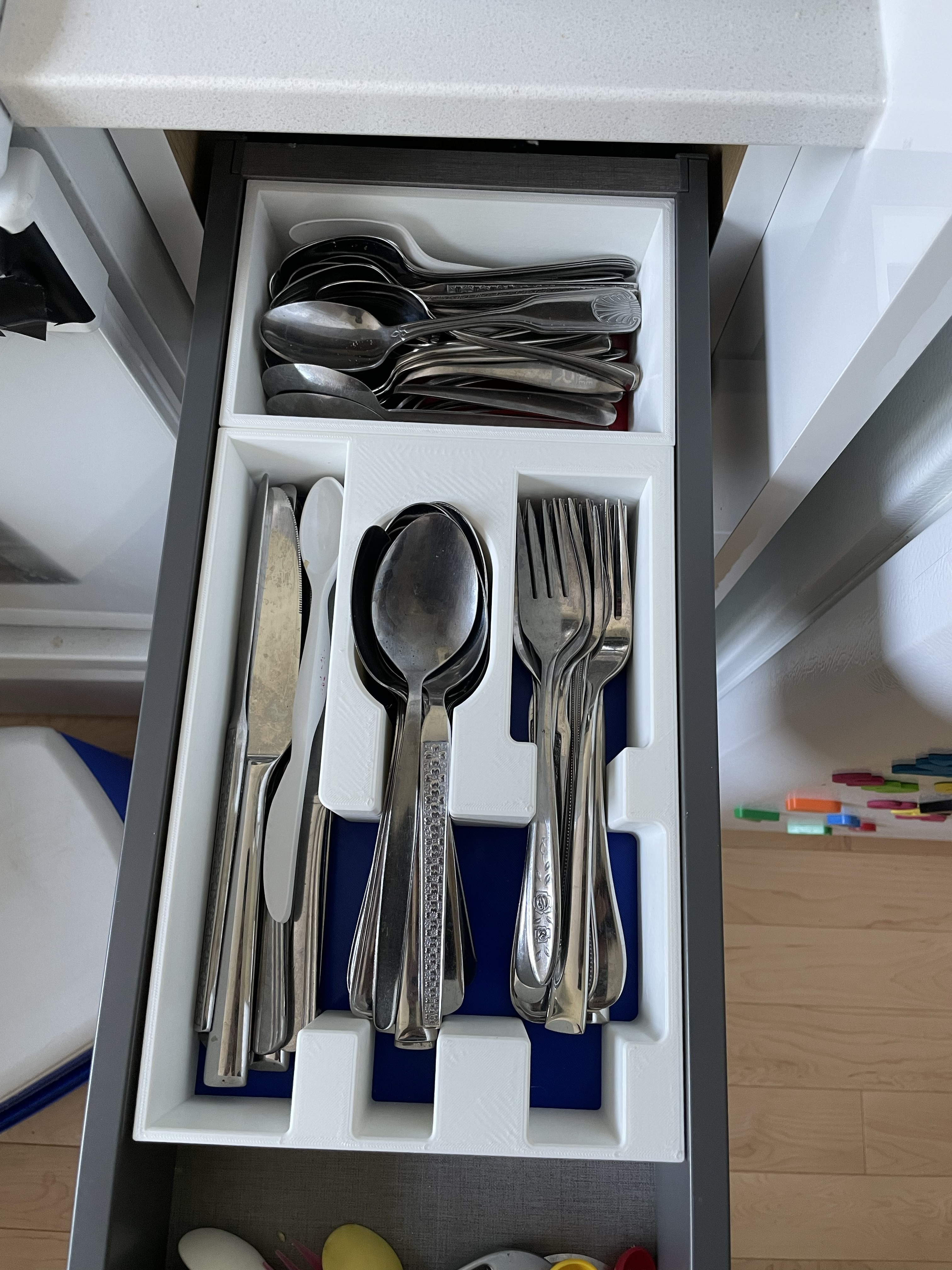 Utensil tray for narrow drawers - photo 3