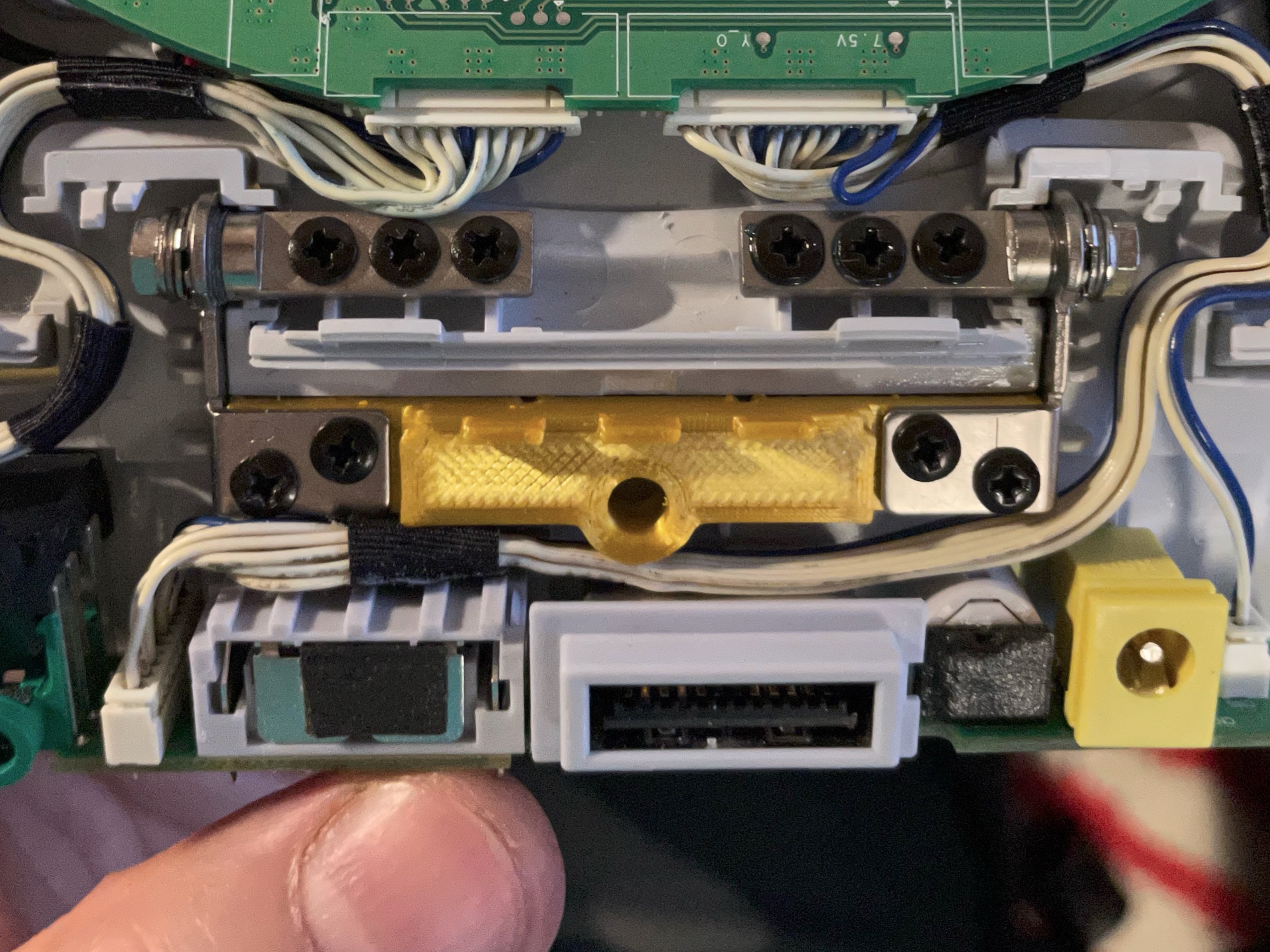 PSone LCD Screen Bottom Hinge Screw Hole Repair - photo 2