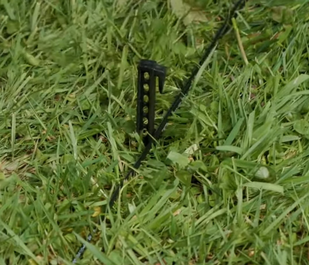 Cable fixing pin for grass (Compatible with STIHL iMOW) - photo 2