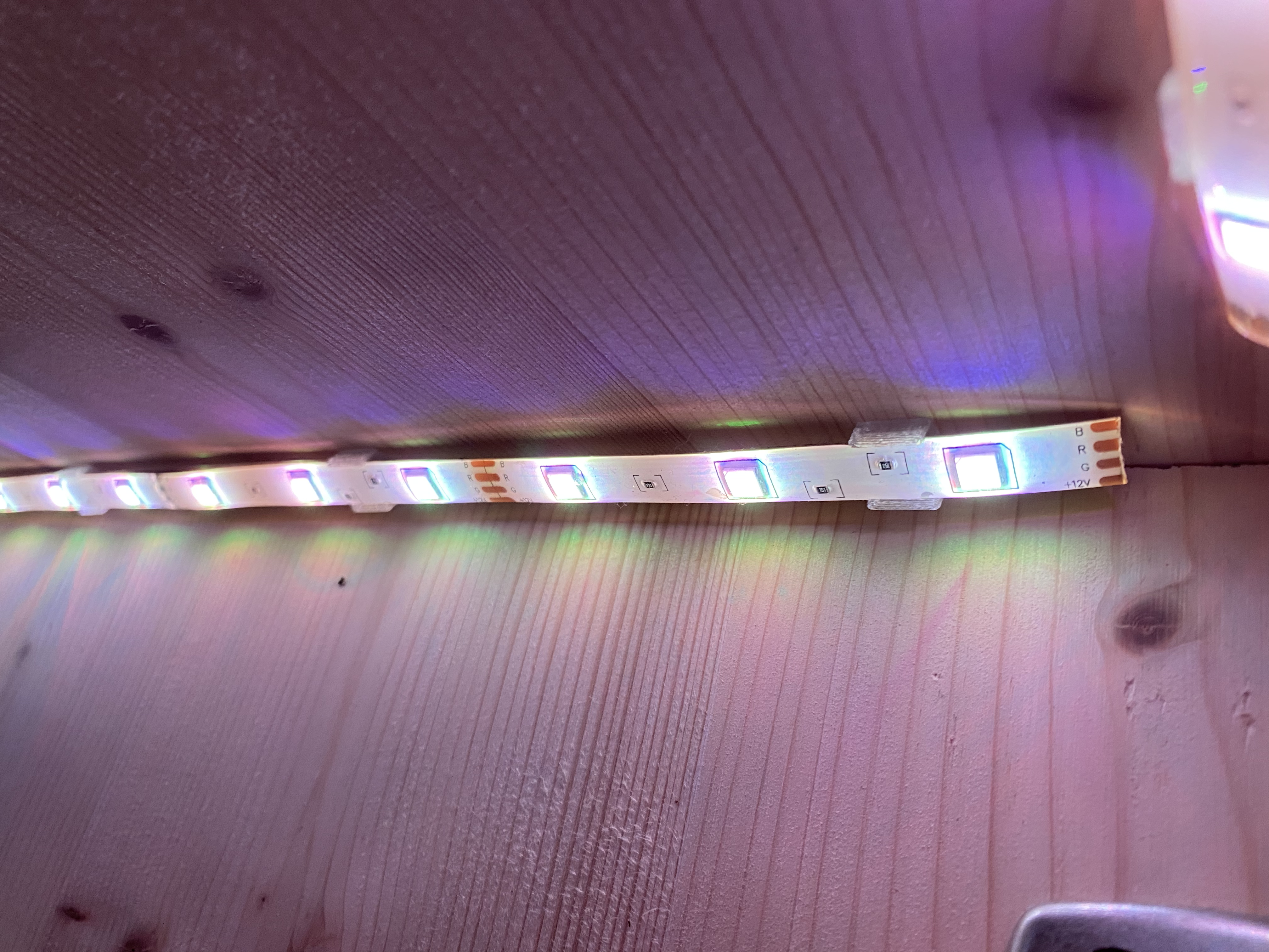 LED Stripe (8mm) Clip  0° & 30°