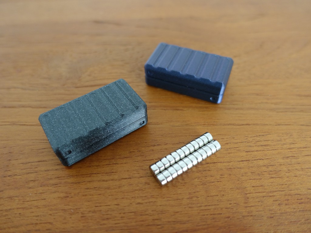 Magnetic fidget toy - photo 2