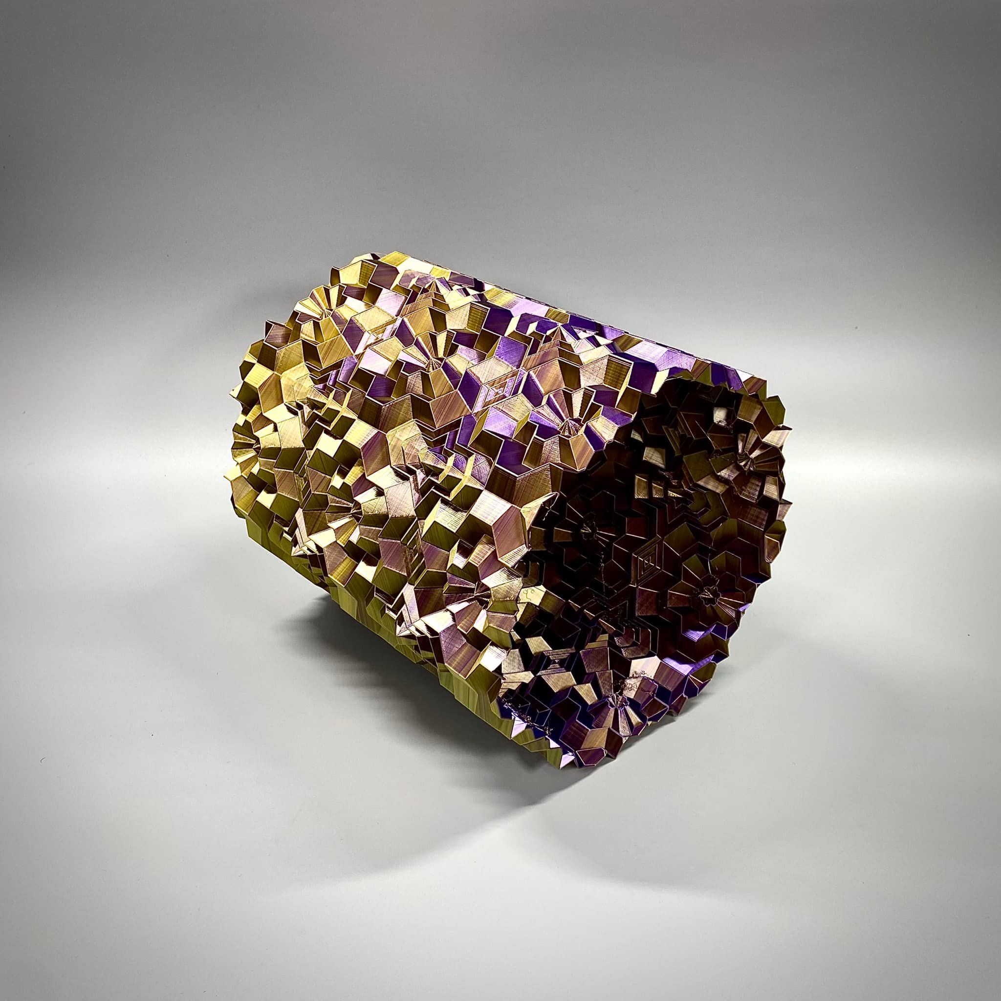 Octahex Ripple Vase - photo 3